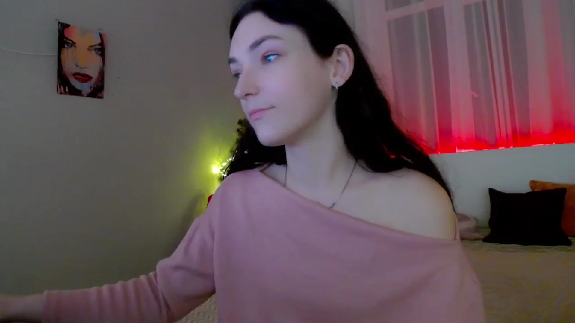 Gallery image thumbnail from KattySteal's myfreecams stream on, 12/26/2022, 11:43 image 2 of 20