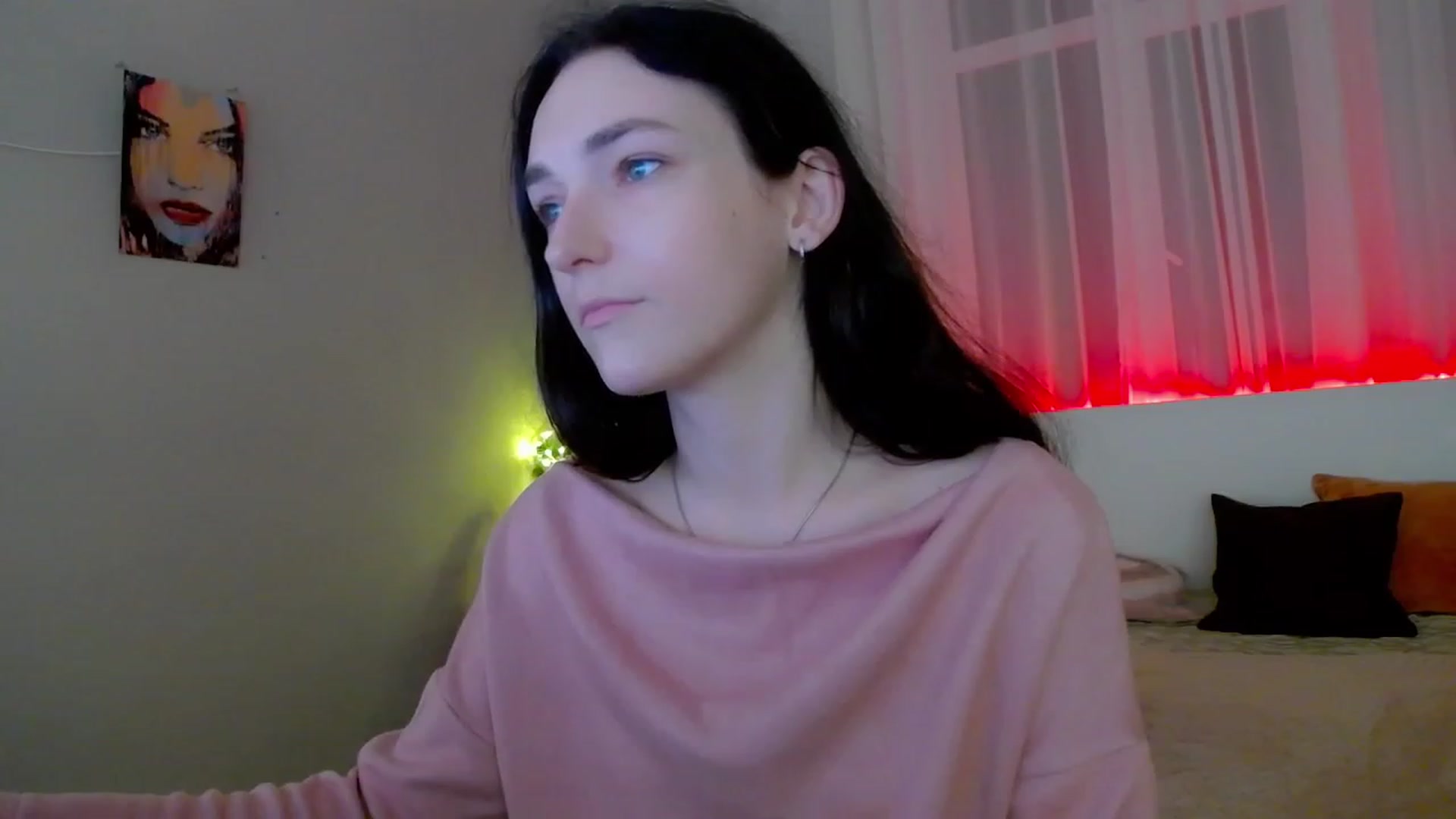 Gallery image thumbnail from KattySteal's myfreecams stream on, 12/26/2022, 12:38 image 12 of 20