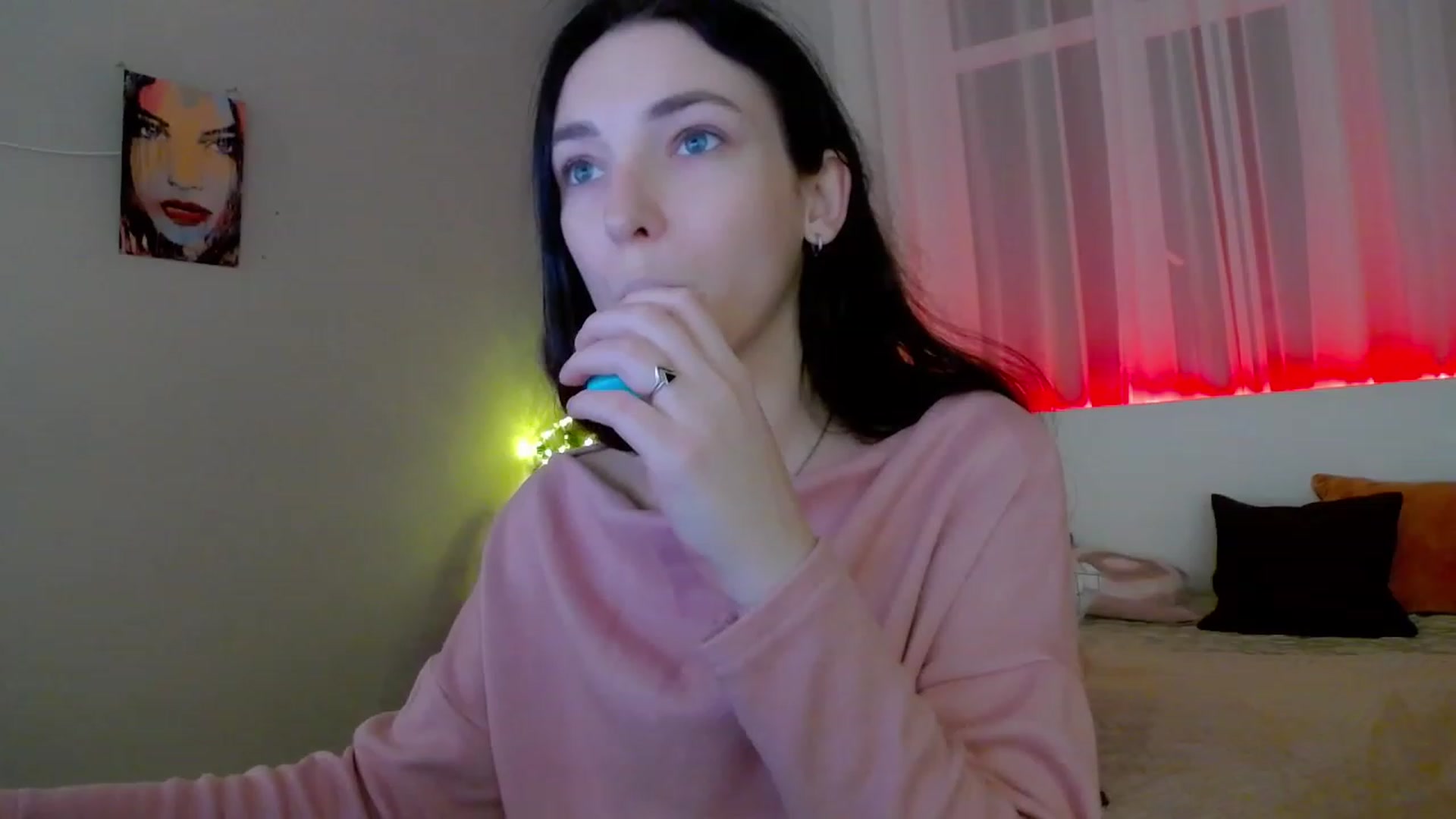 Gallery image thumbnail from KattySteal's myfreecams stream on, 12/26/2022, 12:38 image 11 of 20