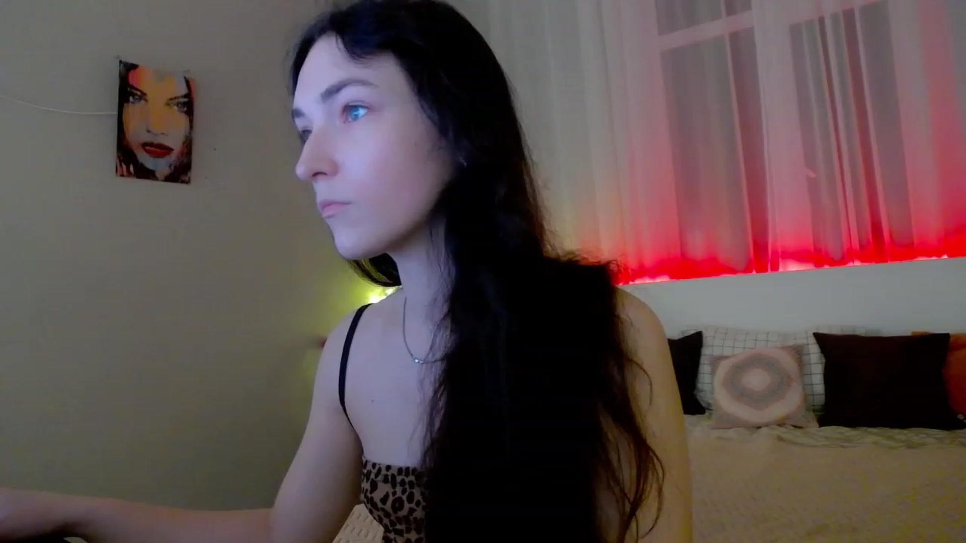 Gallery image thumbnail from KattySteal's myfreecams stream on, 12/28/2022, 09:11 image 1 of 20