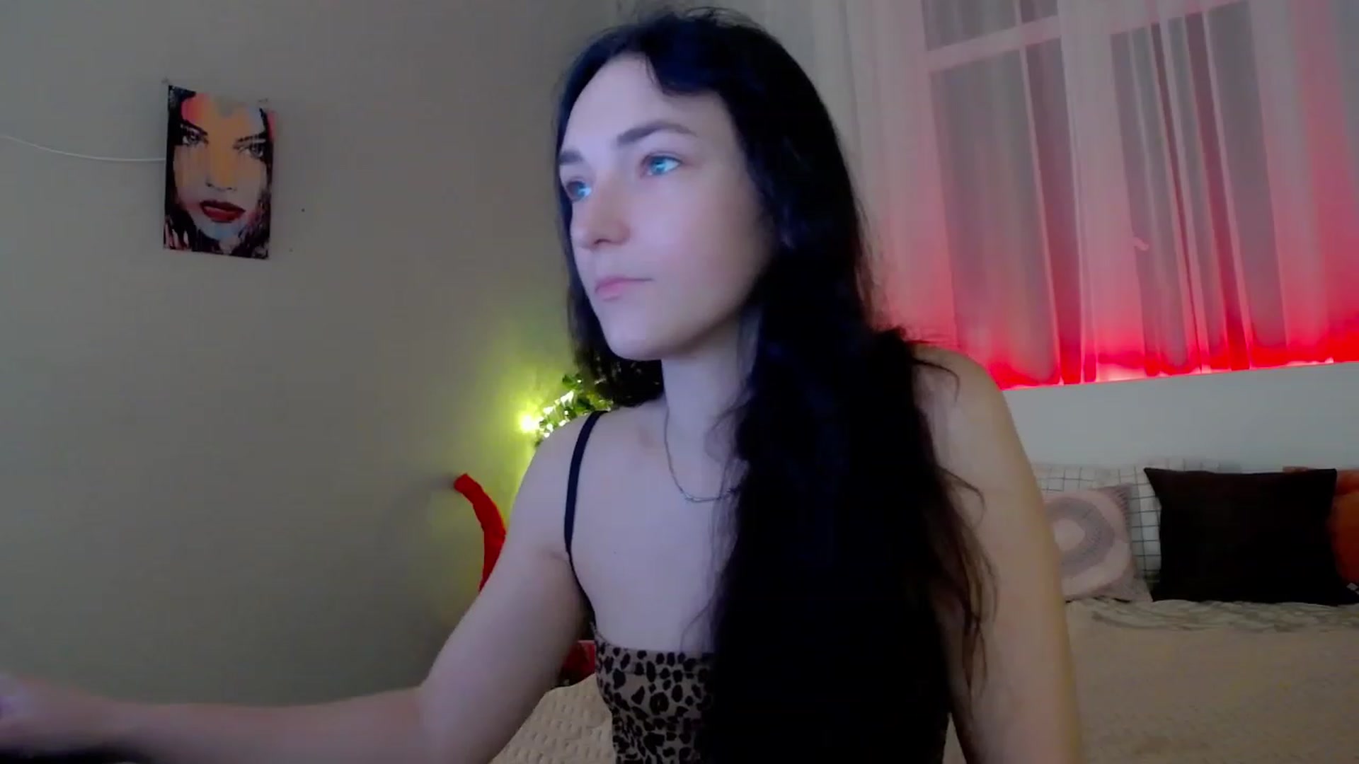 Gallery image thumbnail from KattySteal's myfreecams stream on, 12/28/2022, 09:11 image 17 of 20