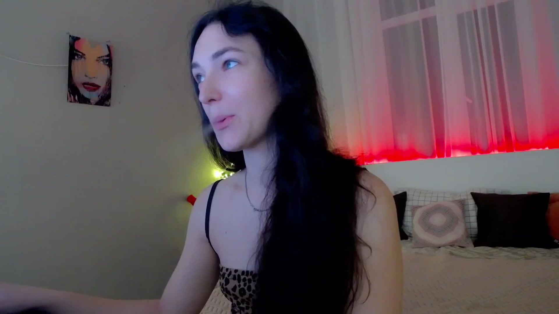 Gallery image thumbnail from KattySteal's myfreecams stream on, 12/28/2022, 09:11 image 13 of 20
