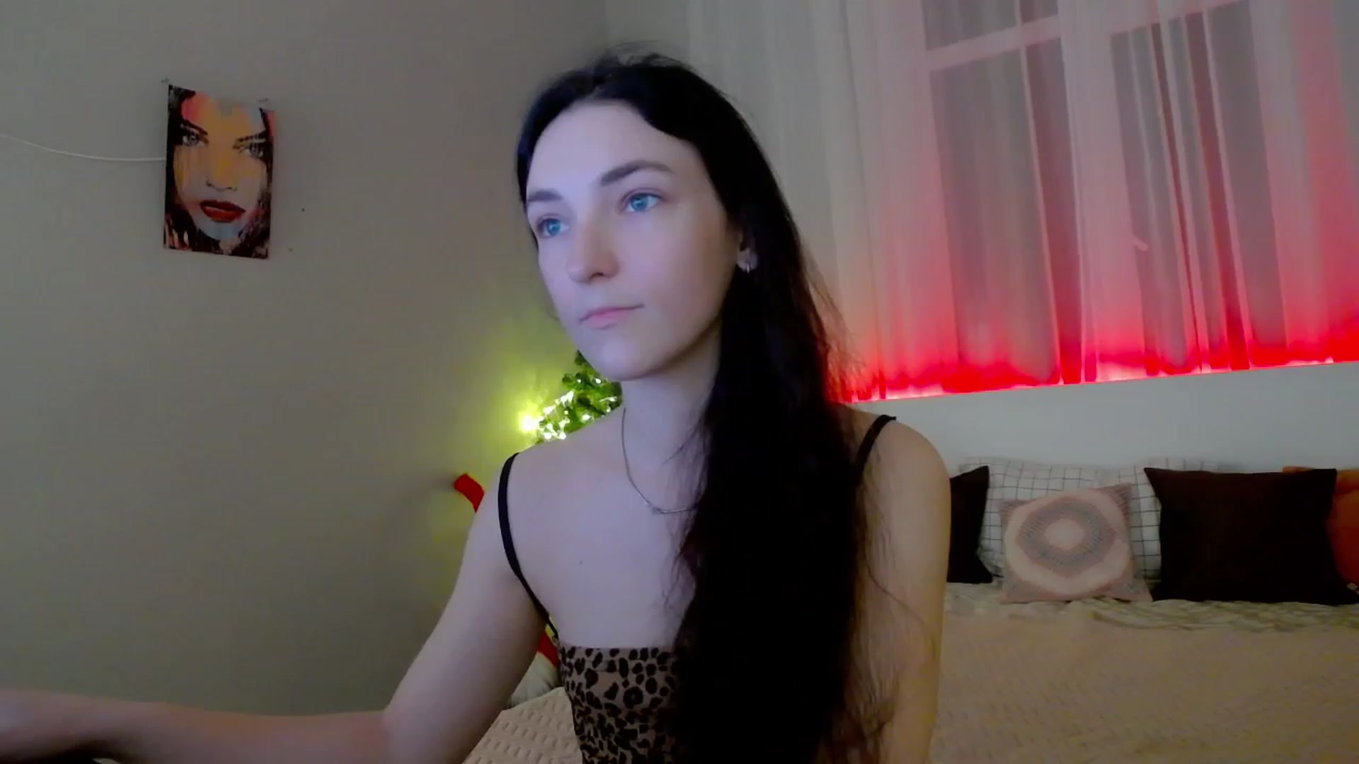 Gallery image thumbnail from KattySteal's myfreecams stream on, 12/28/2022, 09:39 image 5 of 20