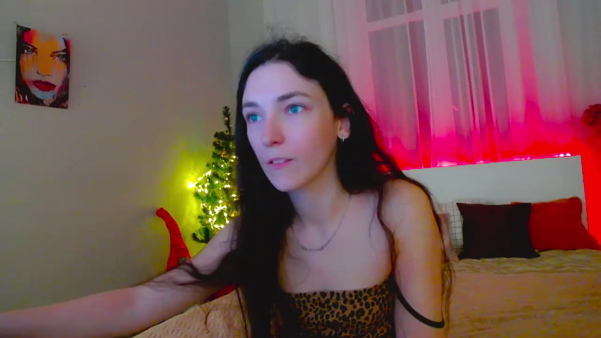 Gallery image thumbnail from KattySteal's myfreecams stream on, 12/28/2022, 11:46 image 19 of 20