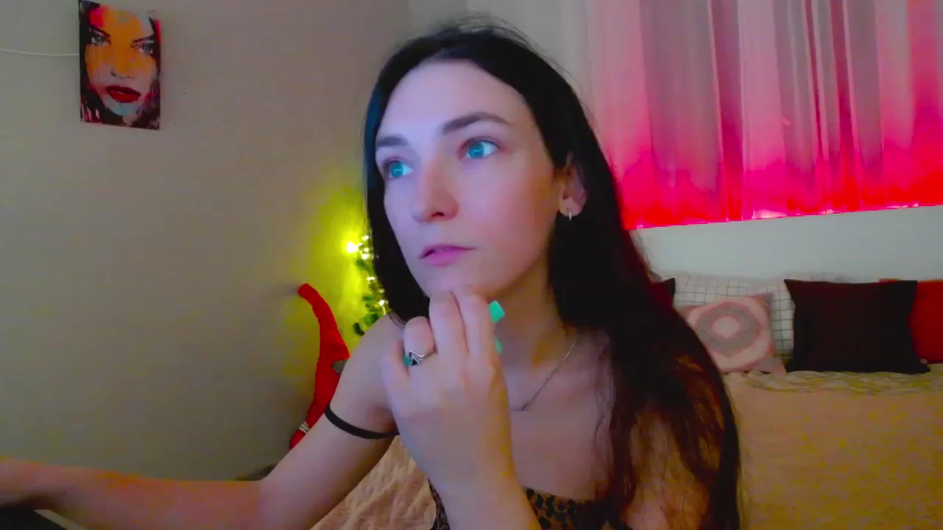 Gallery image thumbnail from KattySteal's myfreecams stream on, 12/28/2022, 11:46 image 7 of 20
