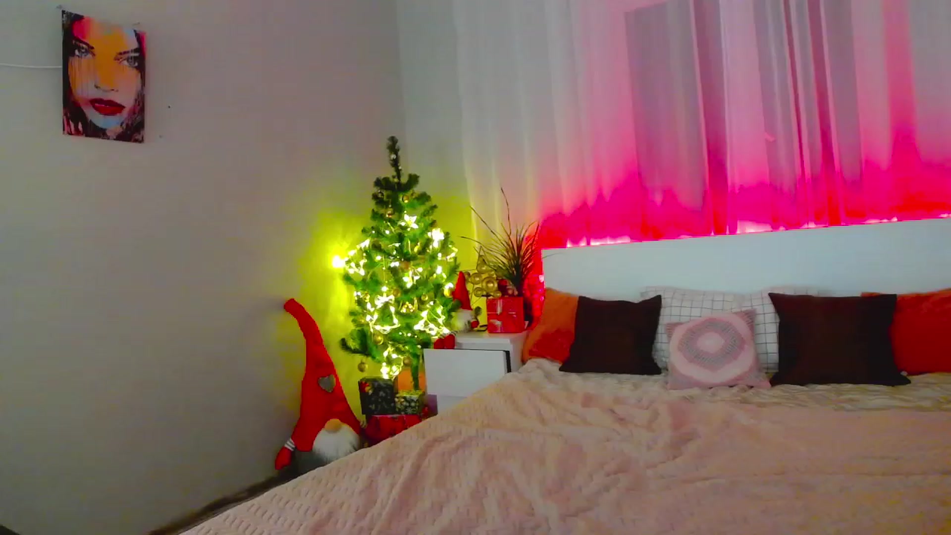 Gallery image thumbnail from KattySteal's myfreecams stream on, 12/28/2022, 12:35 image 6 of 20