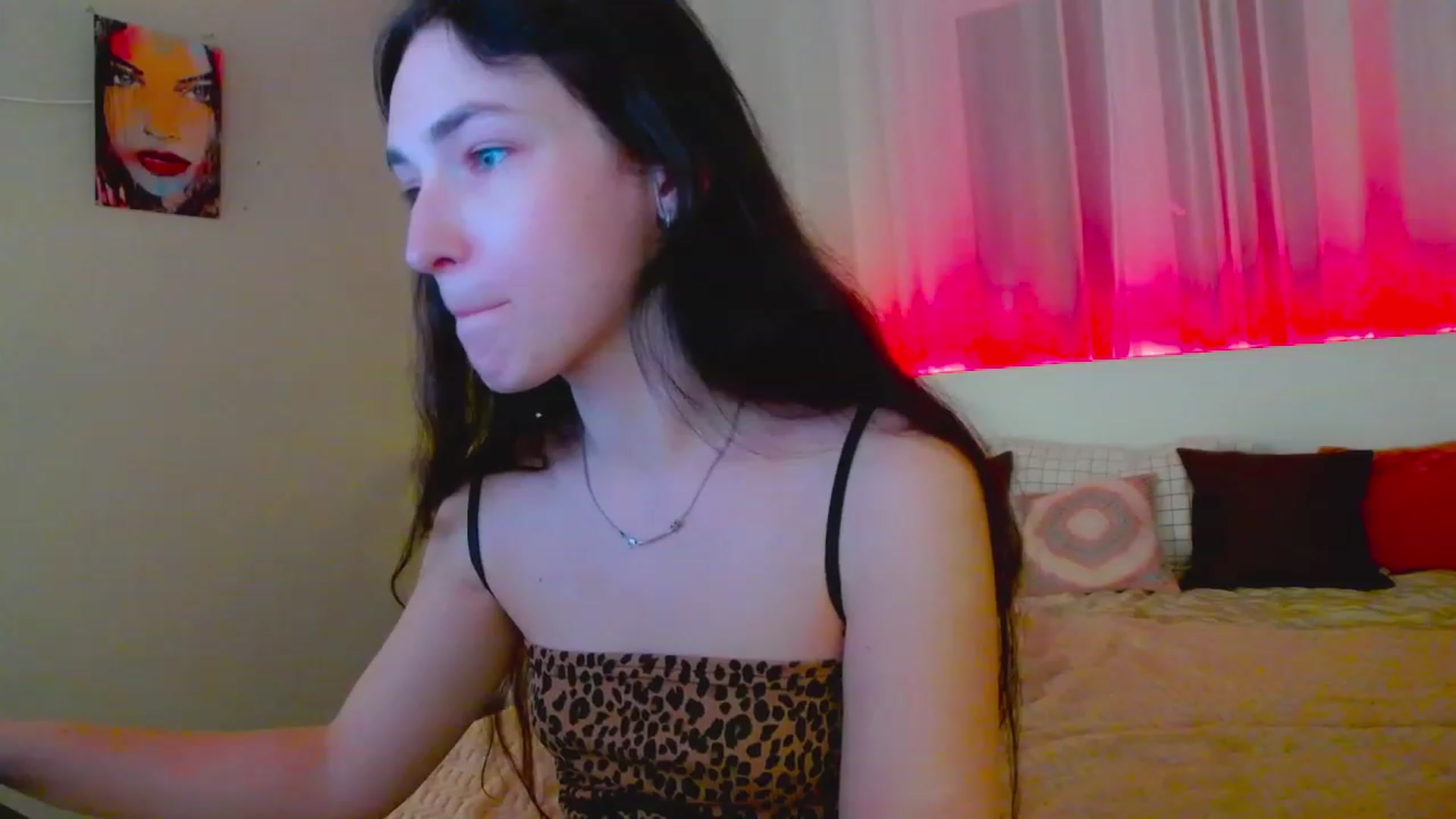 Gallery image thumbnail from KattySteal's myfreecams stream on, 12/28/2022, 12:35 image 16 of 20