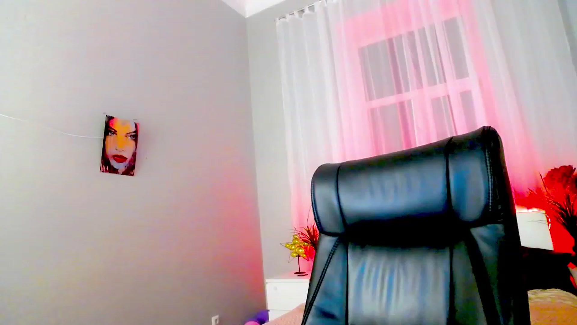 Gallery image thumbnail from KattySteal's myfreecams stream on, 01/07/2023, 10:02 image 7 of 20