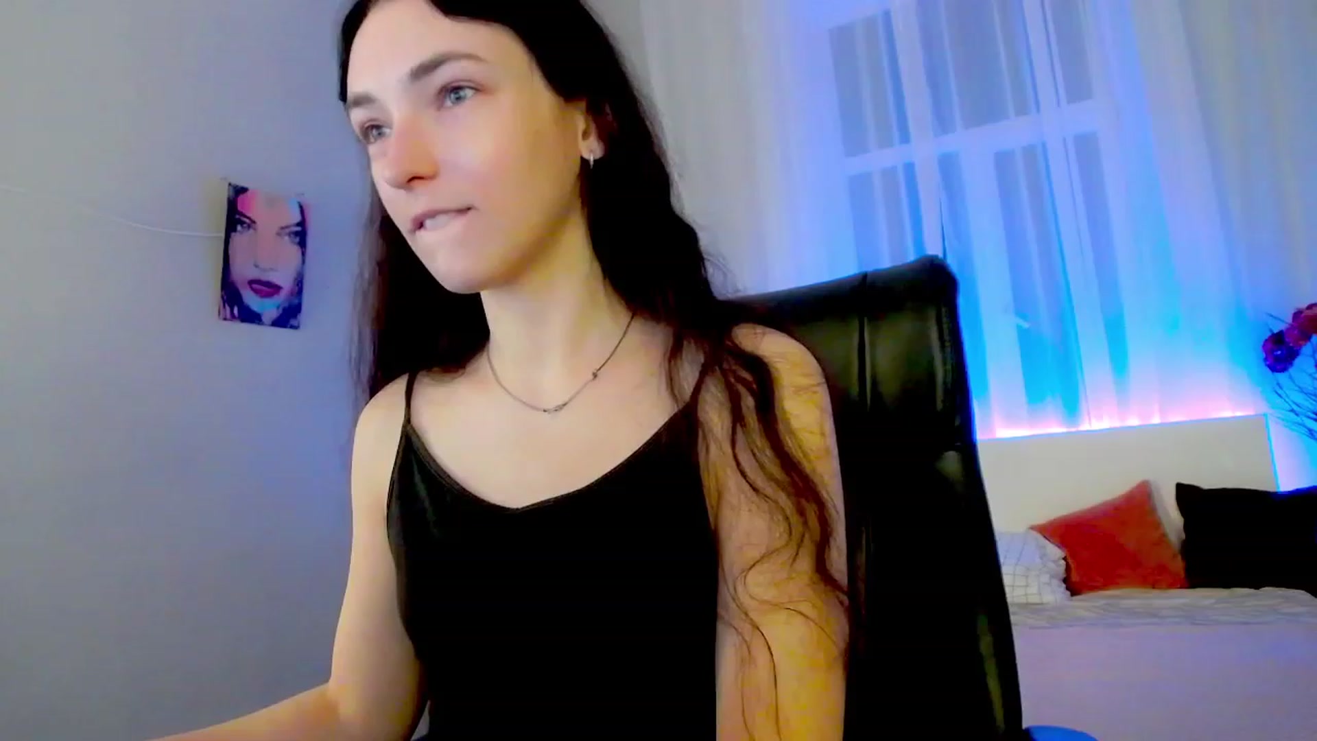 Gallery image thumbnail from KattySteal's myfreecams stream on, 01/13/2023, 08:29 image 12 of 20