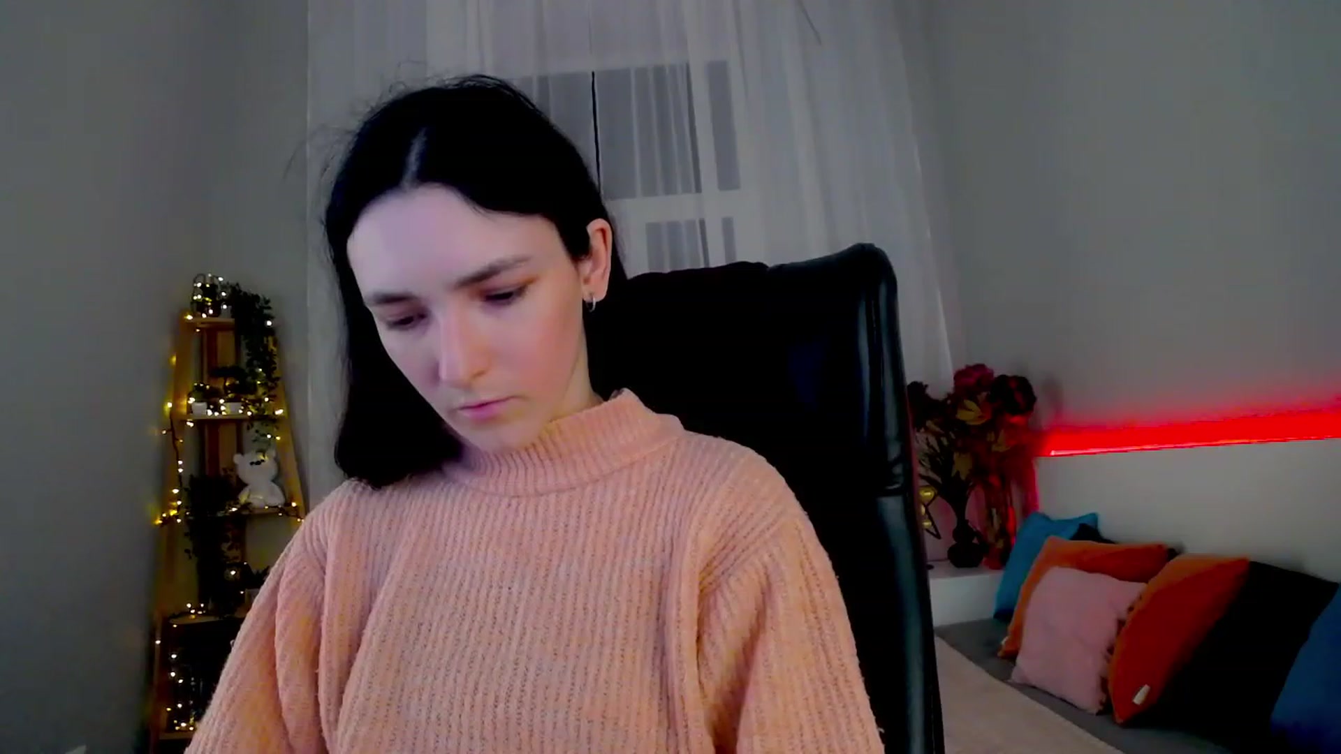 Gallery image thumbnail from KattySteal's myfreecams stream on, 01/25/2023, 11:38 image 11 of 20