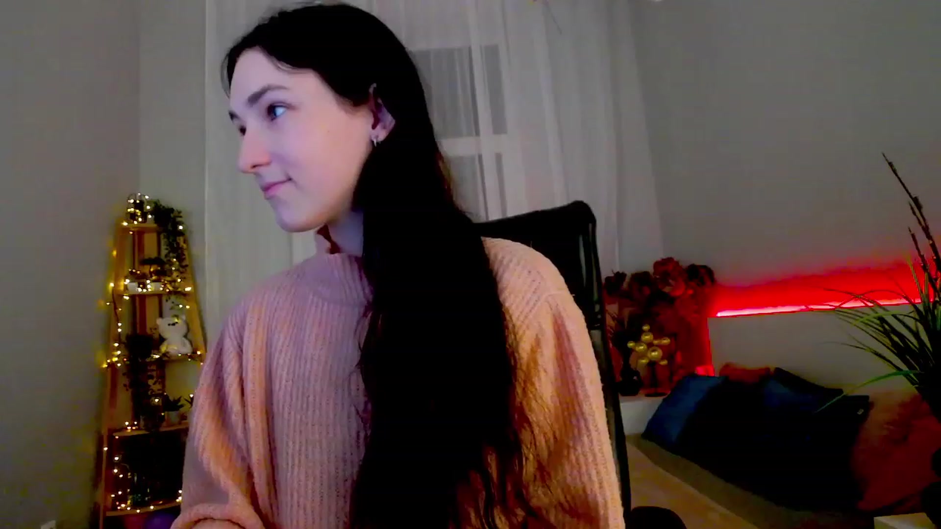 Gallery image thumbnail from KattySteal's myfreecams stream on, 01/27/2023, 13:13 image 11 of 20