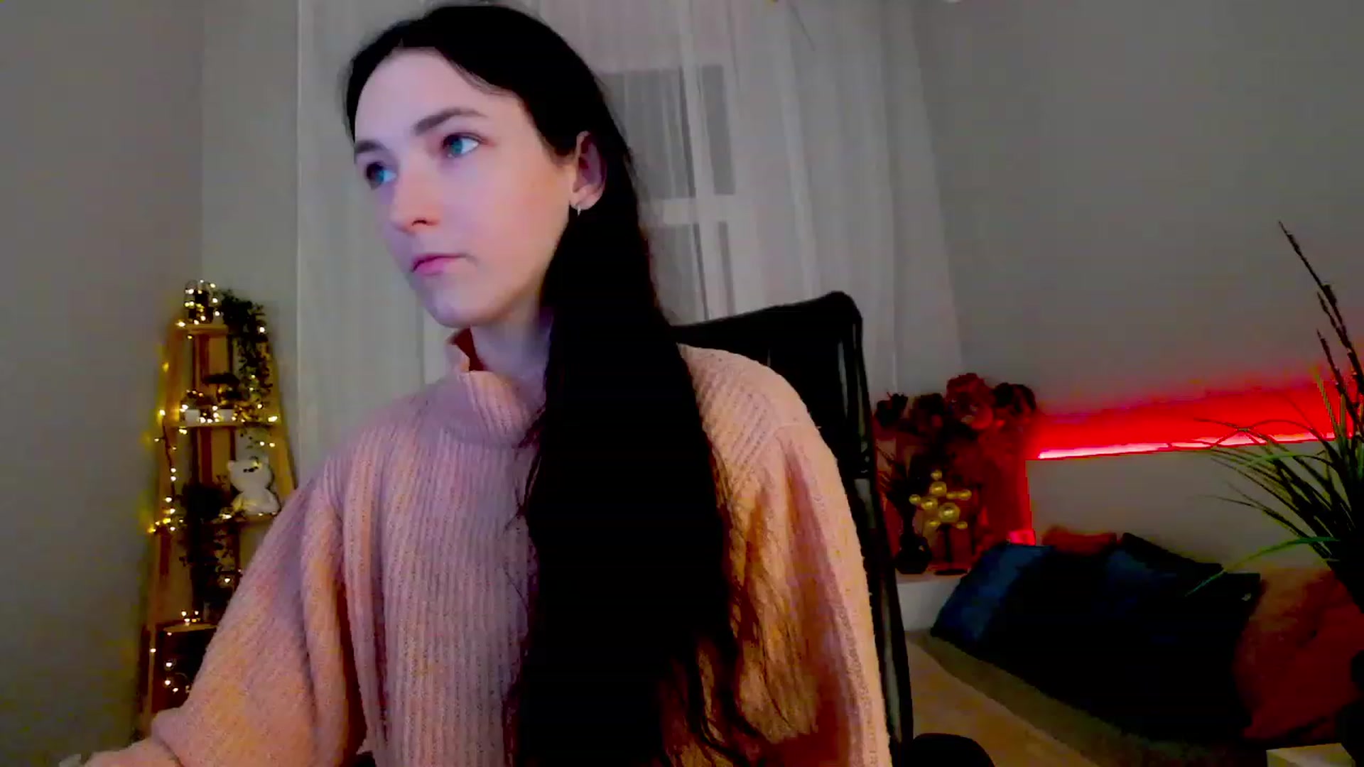 Gallery image thumbnail from KattySteal's myfreecams stream on, 01/27/2023, 13:13 image 8 of 20