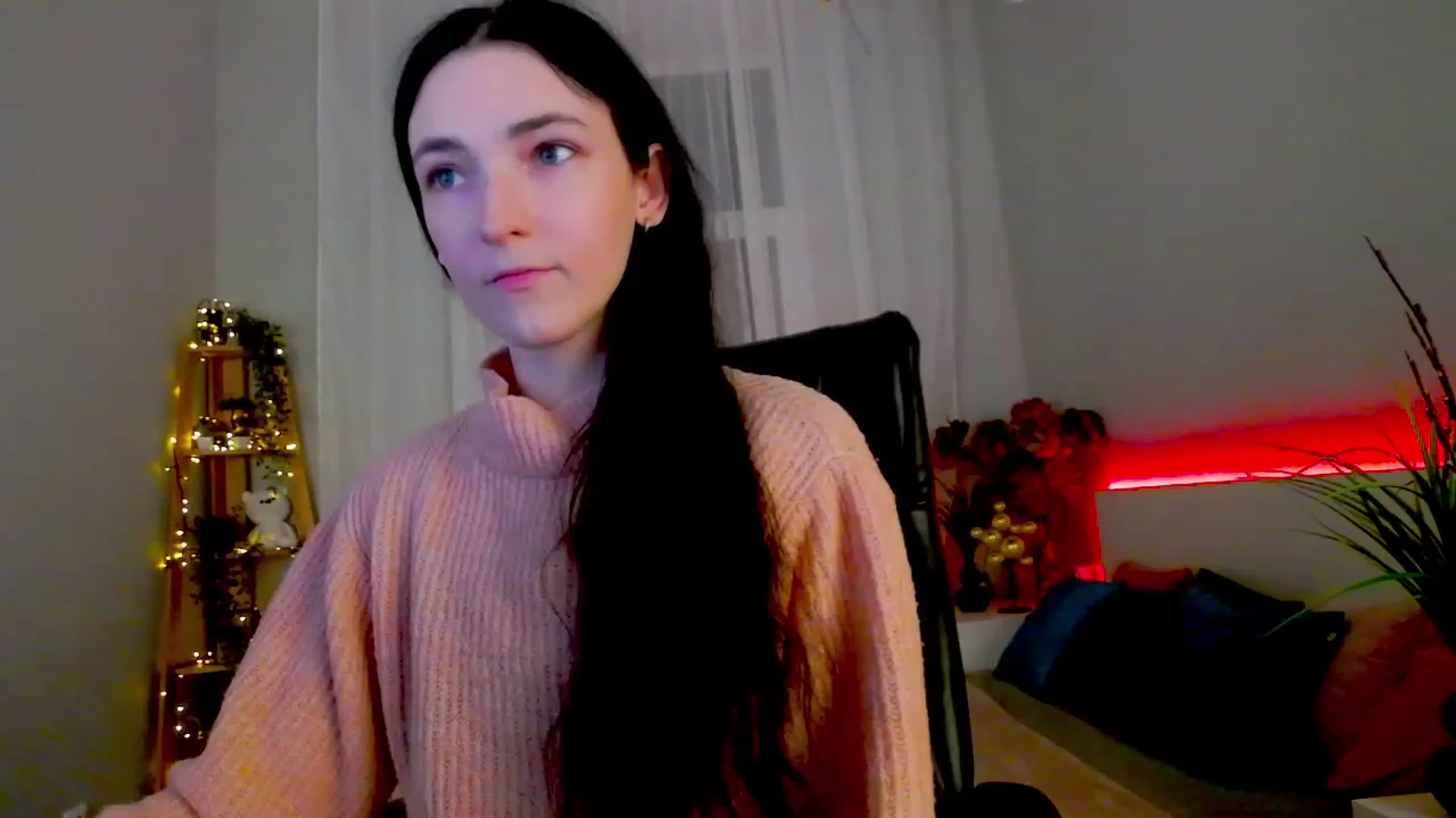 Gallery image thumbnail from KattySteal's myfreecams stream on, 01/27/2023, 13:13 image 4 of 20