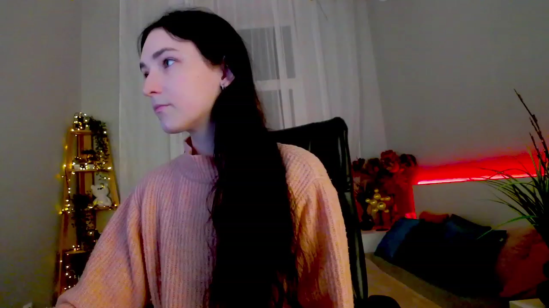 Gallery image thumbnail from KattySteal's myfreecams stream on, 01/27/2023, 13:13 image 18 of 20