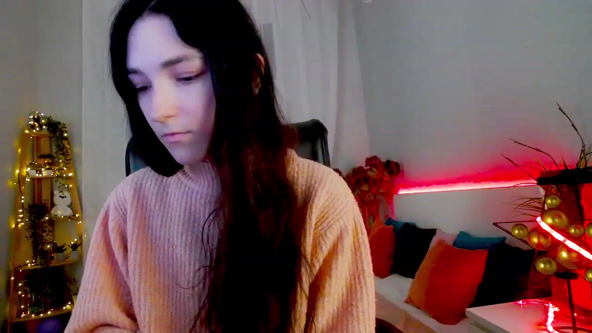 Gallery image thumbnail from KattySteal's myfreecams stream on, 01/28/2023, 11:59 image 16 of 20