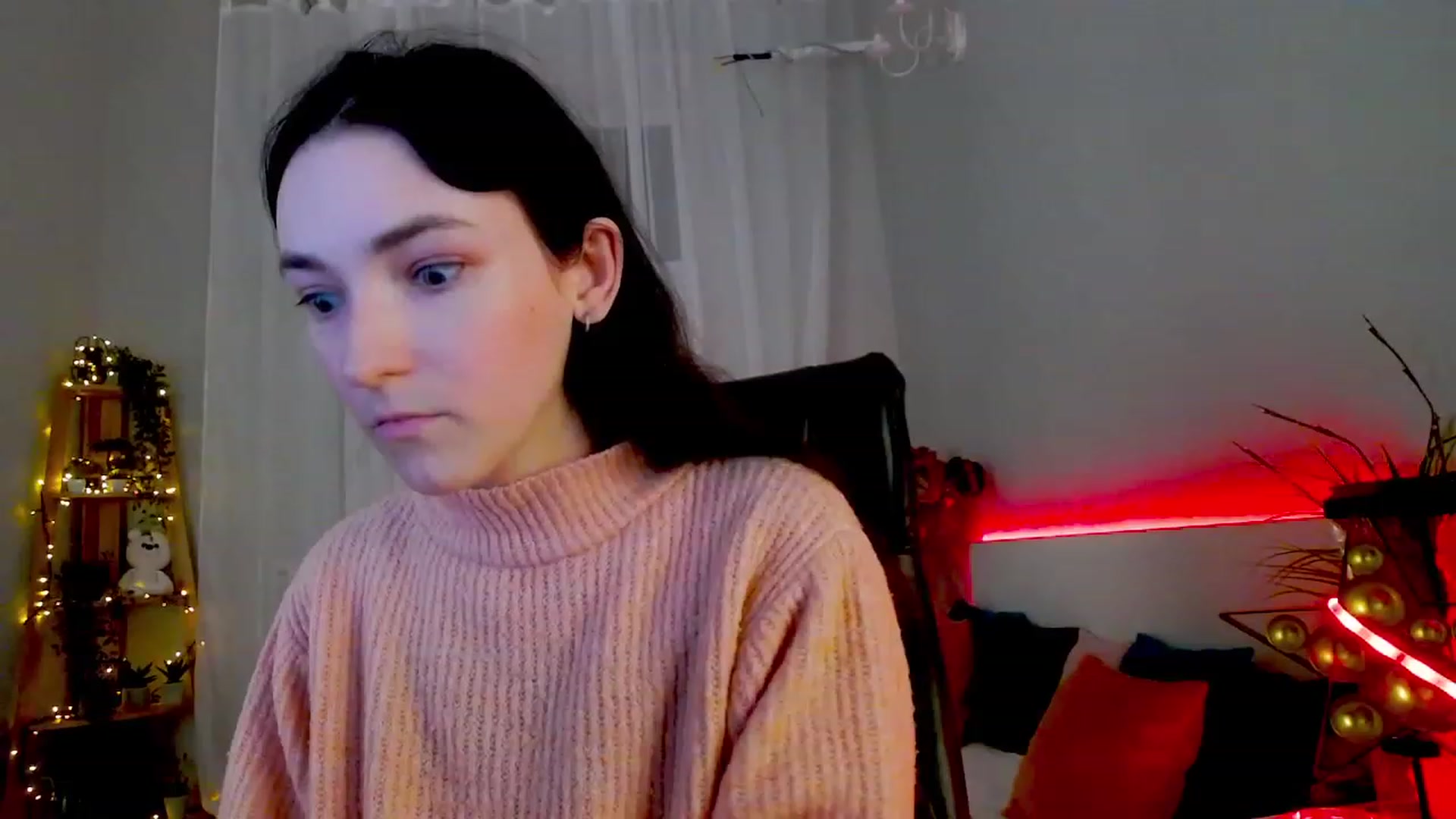 Gallery image thumbnail from KattySteal's myfreecams stream on, 01/28/2023, 13:00 image 7 of 20