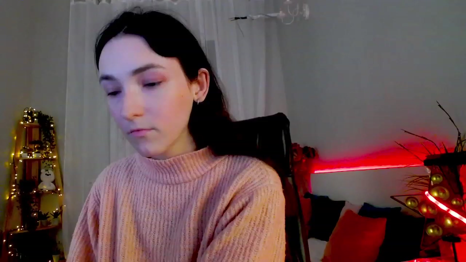Gallery image thumbnail from KattySteal's myfreecams stream on, 01/28/2023, 13:00 image 8 of 20