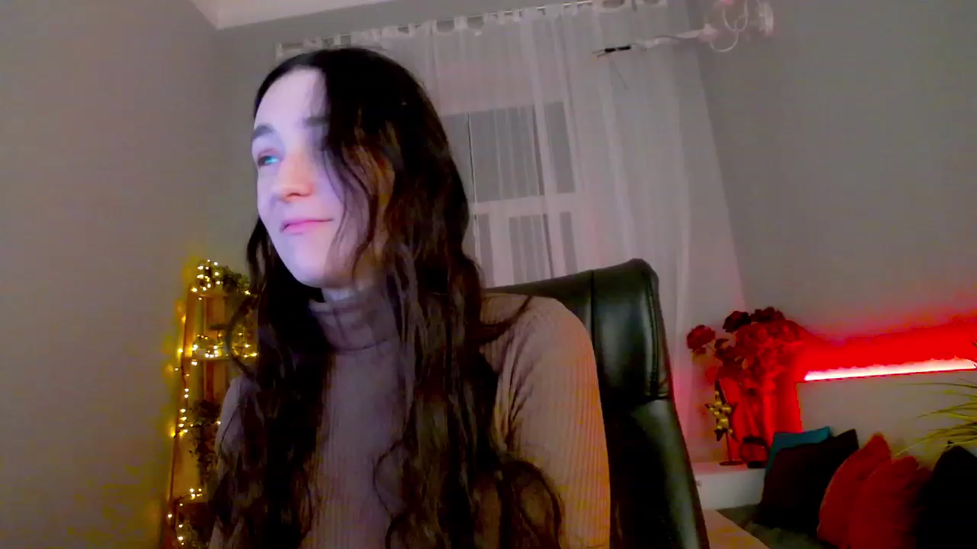 Gallery image thumbnail from KattySteal's myfreecams stream on, 01/30/2023, 10:36 image 7 of 20