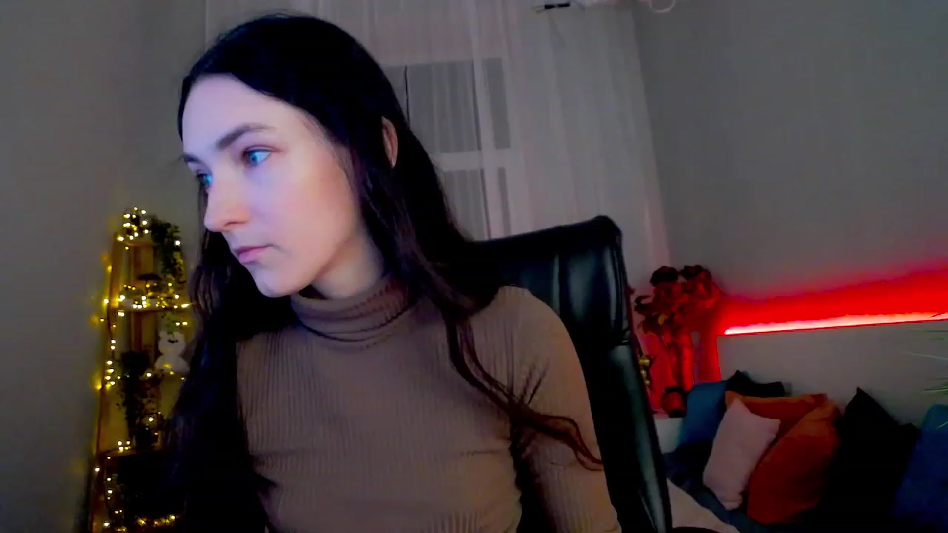 Gallery image thumbnail from KattySteal's myfreecams stream on, 01/31/2023, 11:14 image 1 of 20