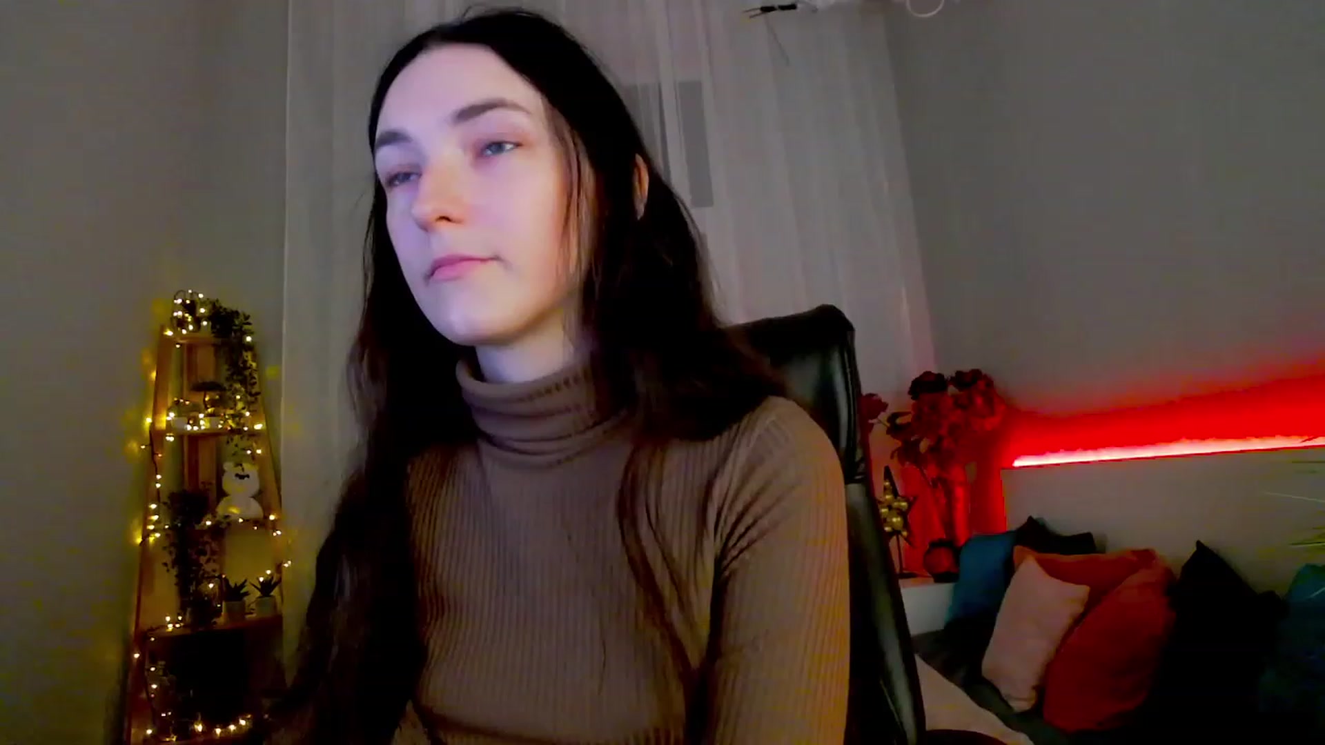 Gallery image thumbnail from KattySteal's myfreecams stream on, 01/31/2023, 11:14 image 13 of 20