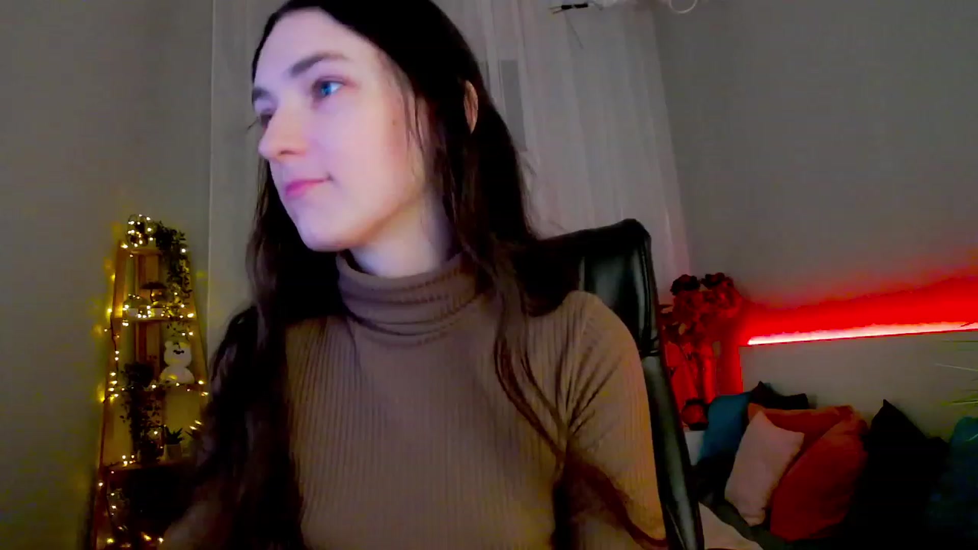 Gallery image thumbnail from KattySteal's myfreecams stream on, 01/31/2023, 11:14 image 3 of 20