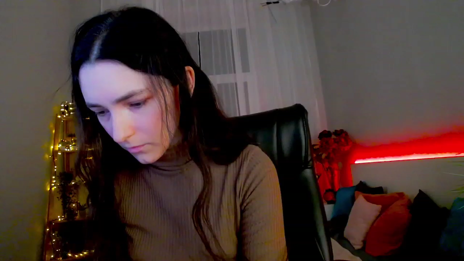 Gallery image thumbnail from KattySteal's myfreecams stream on, 01/31/2023, 11:14 image 6 of 20