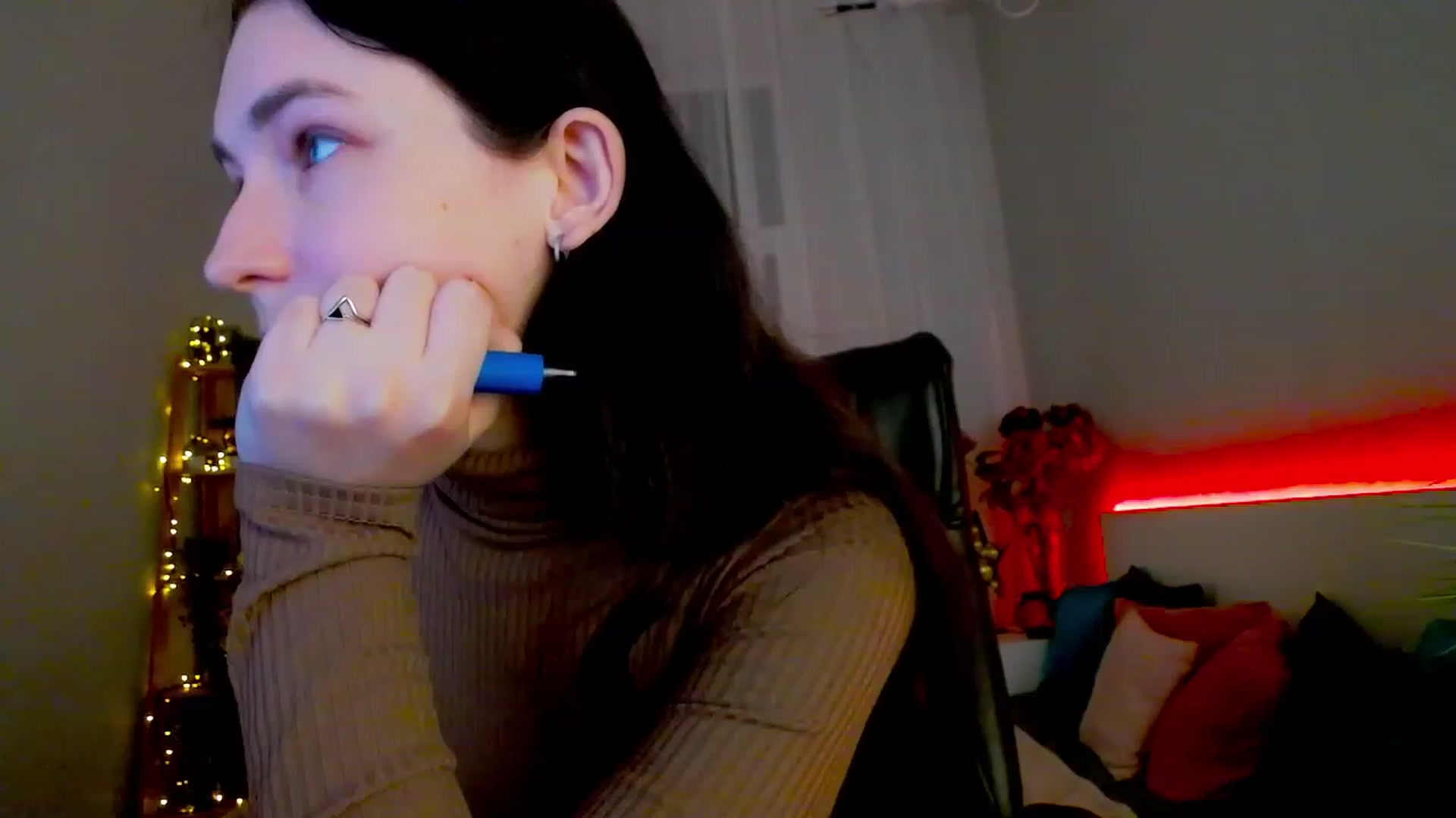 Gallery image thumbnail from KattySteal's myfreecams stream on, 01/31/2023, 11:14 image 19 of 20