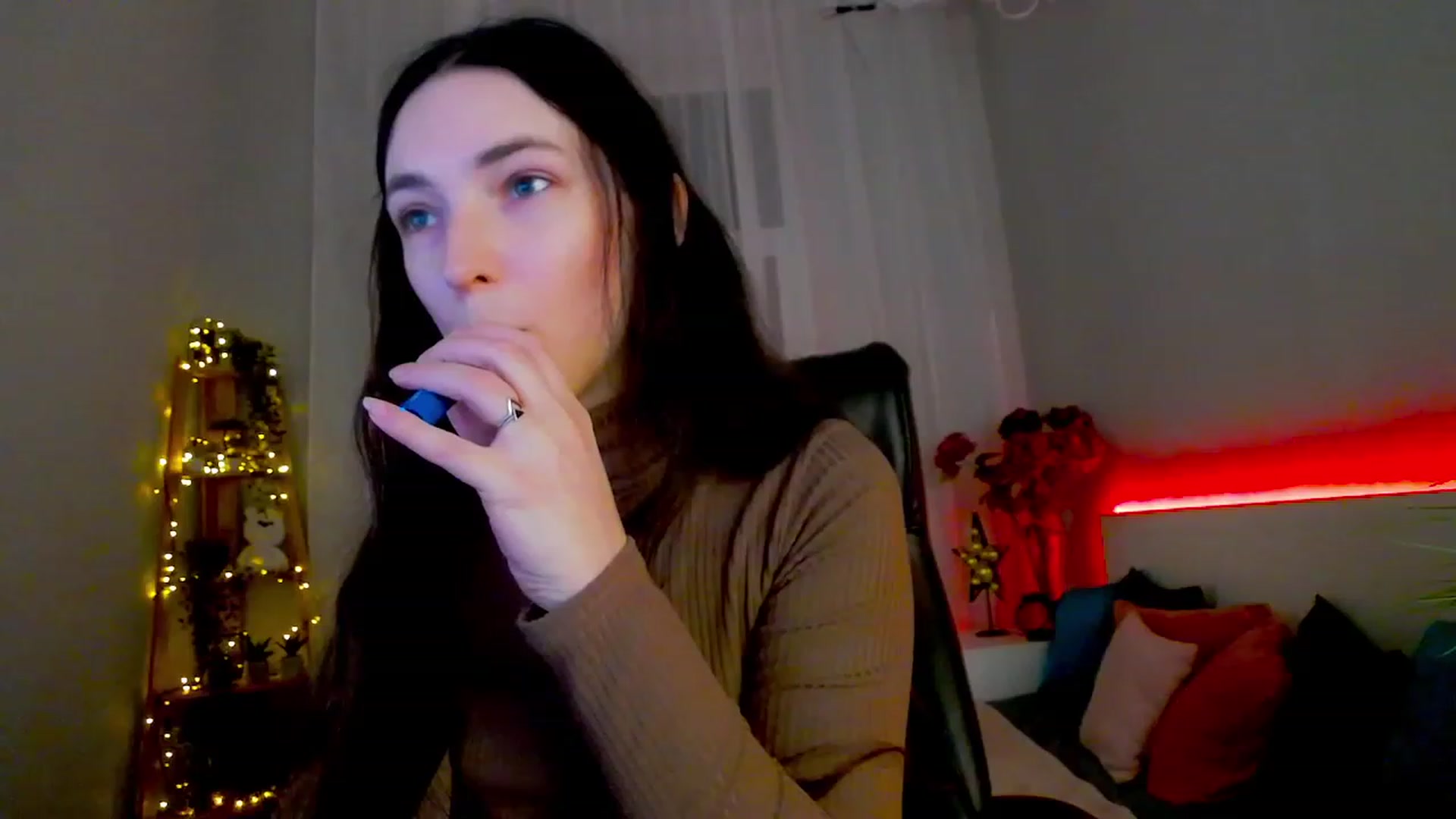 Gallery image thumbnail from KattySteal's myfreecams stream on, 01/31/2023, 11:14 image 9 of 20