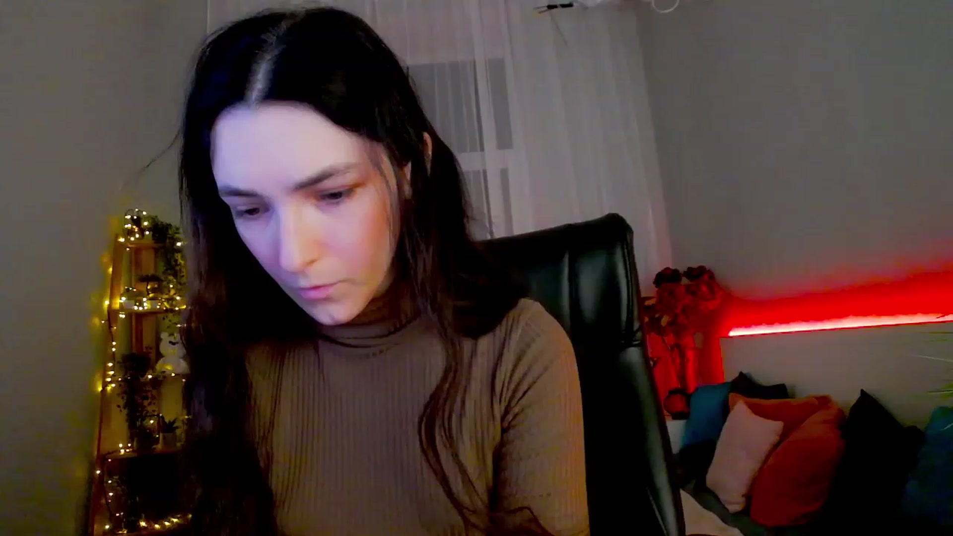 Gallery image thumbnail from KattySteal's myfreecams stream on, 01/31/2023, 11:14 image 4 of 20