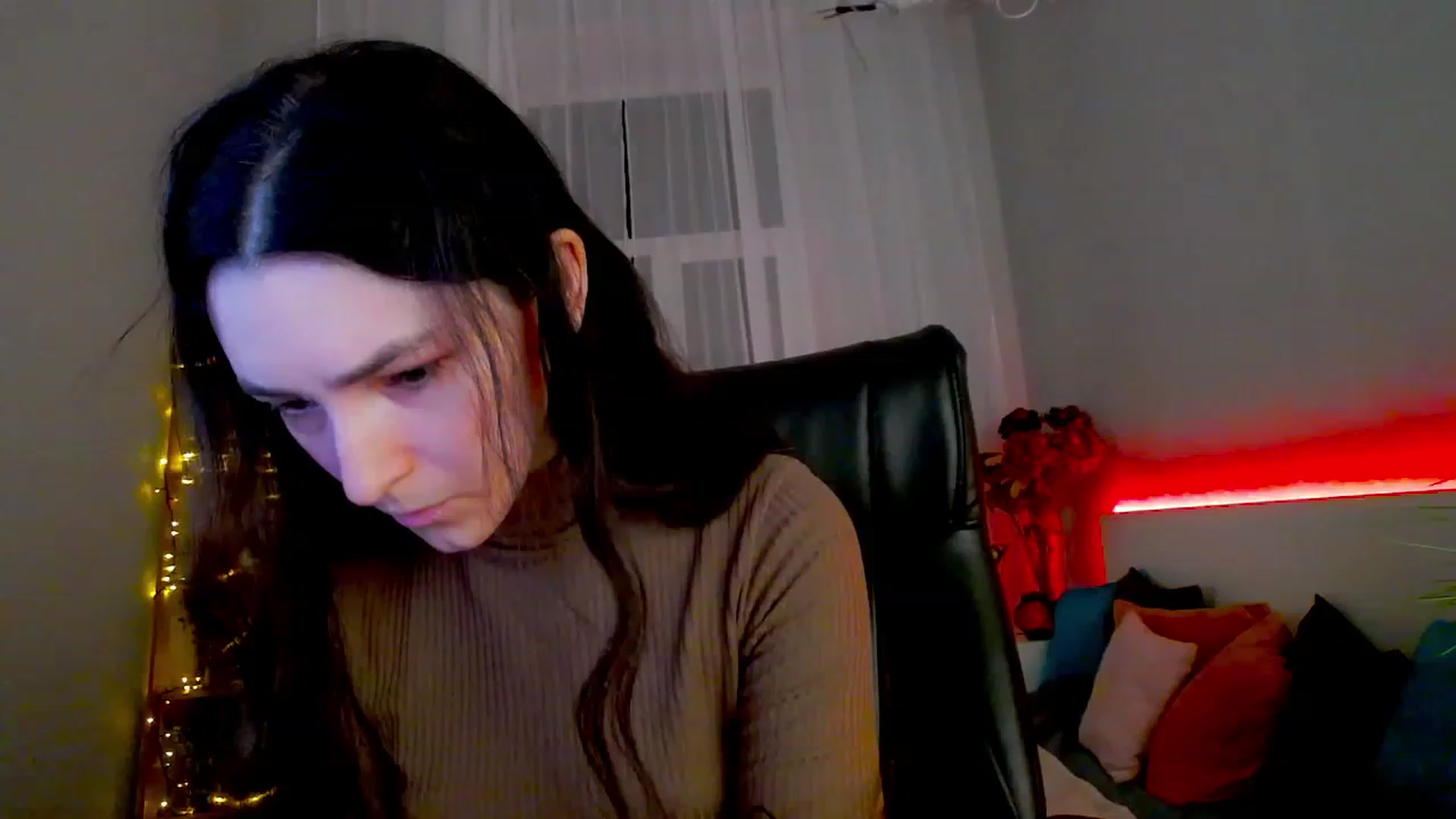 Gallery image thumbnail from KattySteal's myfreecams stream on, 01/31/2023, 11:14 image 5 of 20