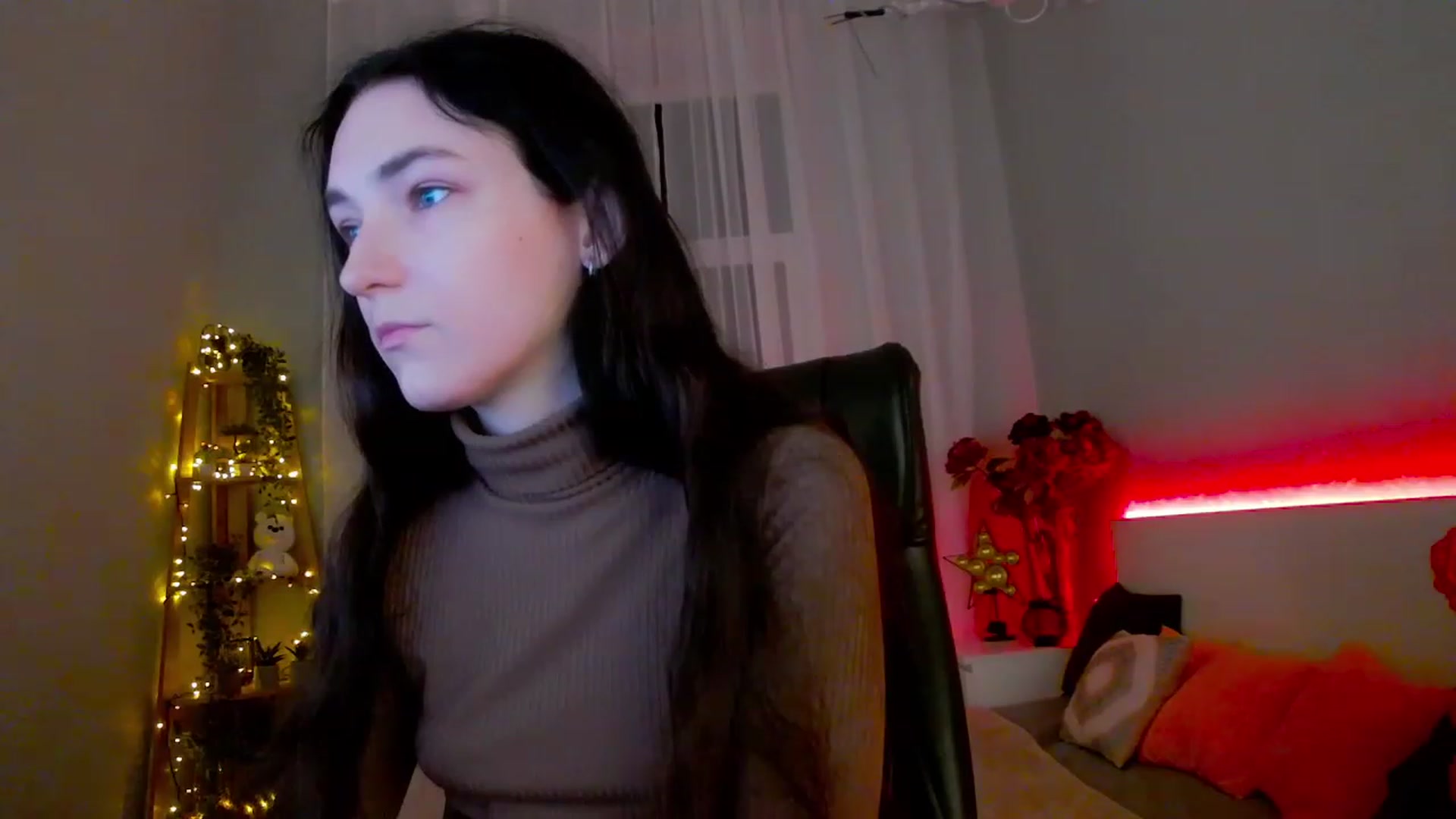 Gallery image thumbnail from KattySteal's myfreecams stream on, 02/01/2023, 09:23 image 11 of 20