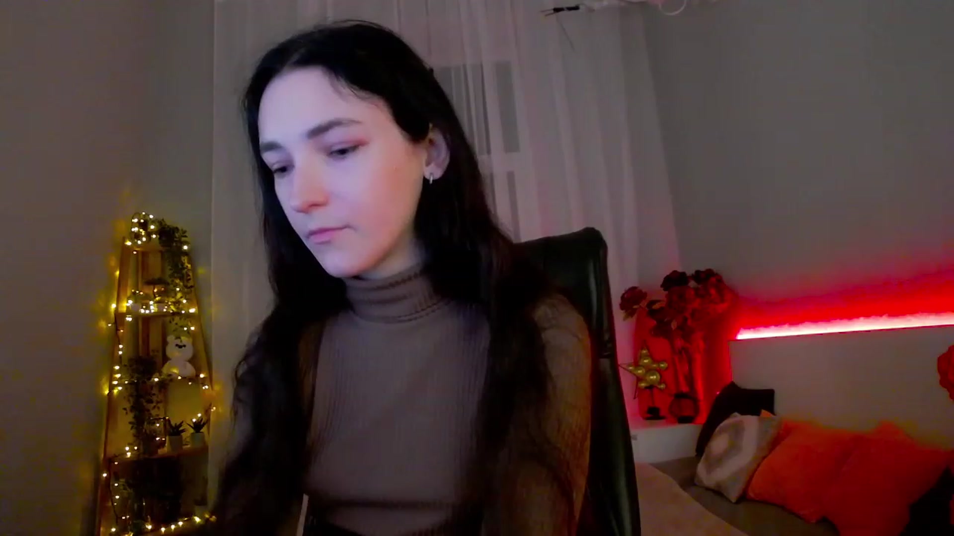 Gallery image thumbnail from KattySteal's myfreecams stream on, 02/01/2023, 09:23 image 2 of 20