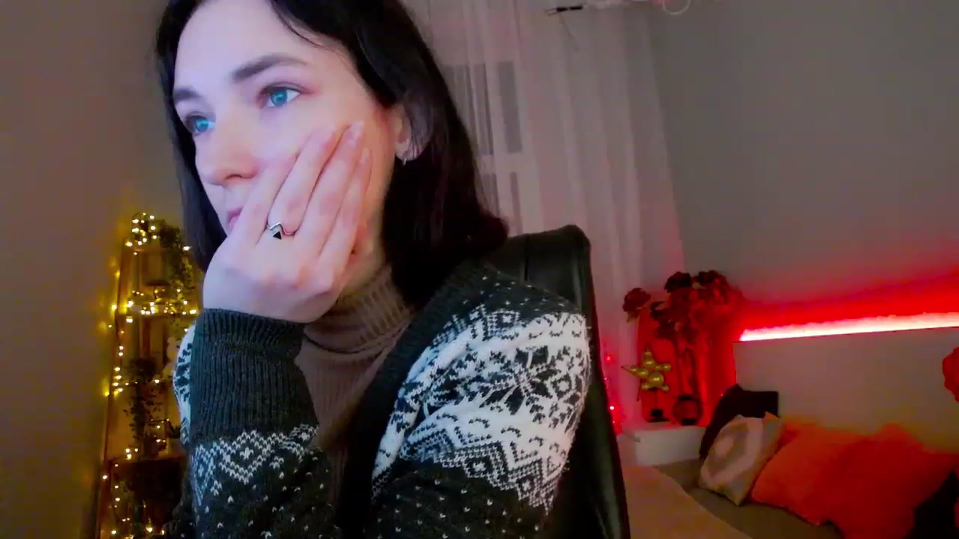 Gallery image thumbnail from KattySteal's myfreecams stream on, 02/01/2023, 09:23 image 19 of 20
