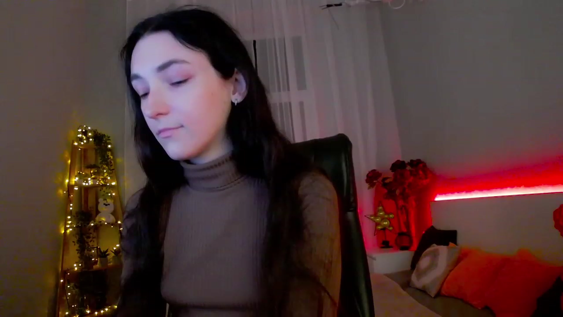 Gallery image thumbnail from KattySteal's myfreecams stream on, 02/01/2023, 09:23 image 6 of 20