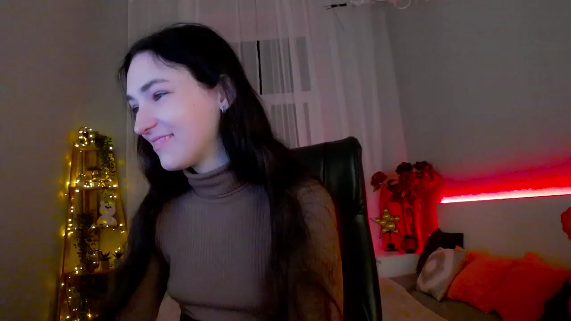Gallery image thumbnail from KattySteal's myfreecams stream on, 02/01/2023, 09:23 image 1 of 20