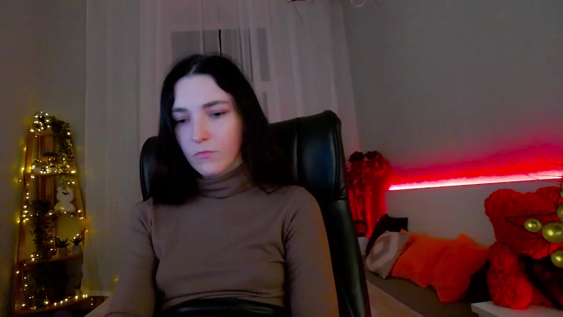 Gallery image thumbnail from KattySteal's myfreecams stream on, 02/01/2023, 12:05 image 3 of 20