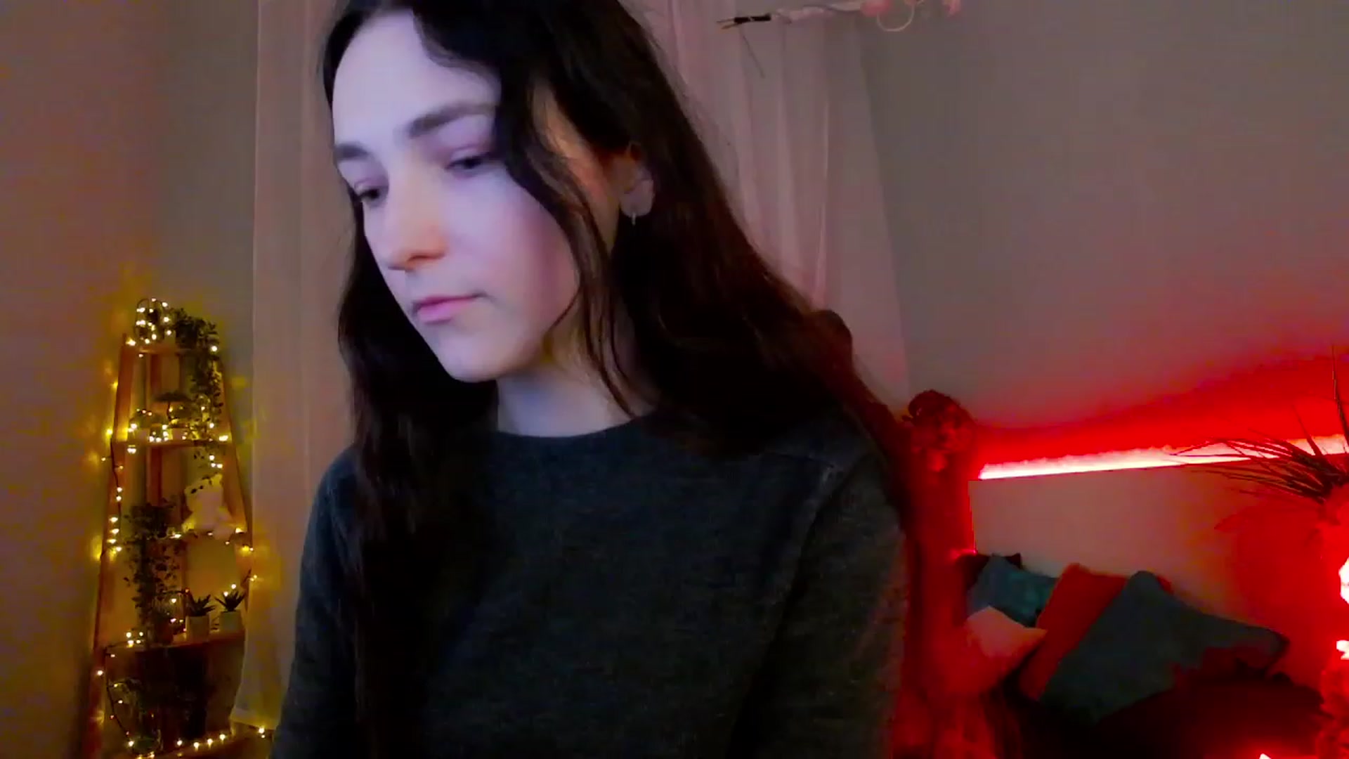 Gallery image thumbnail from KattySteal's myfreecams stream on, 02/04/2023, 11:14 image 14 of 20