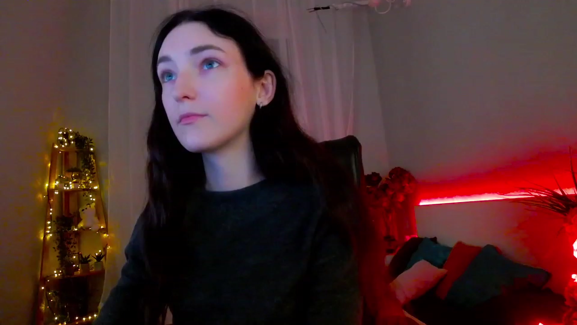 Gallery image thumbnail from KattySteal's myfreecams stream on, 02/04/2023, 11:14 image 19 of 20