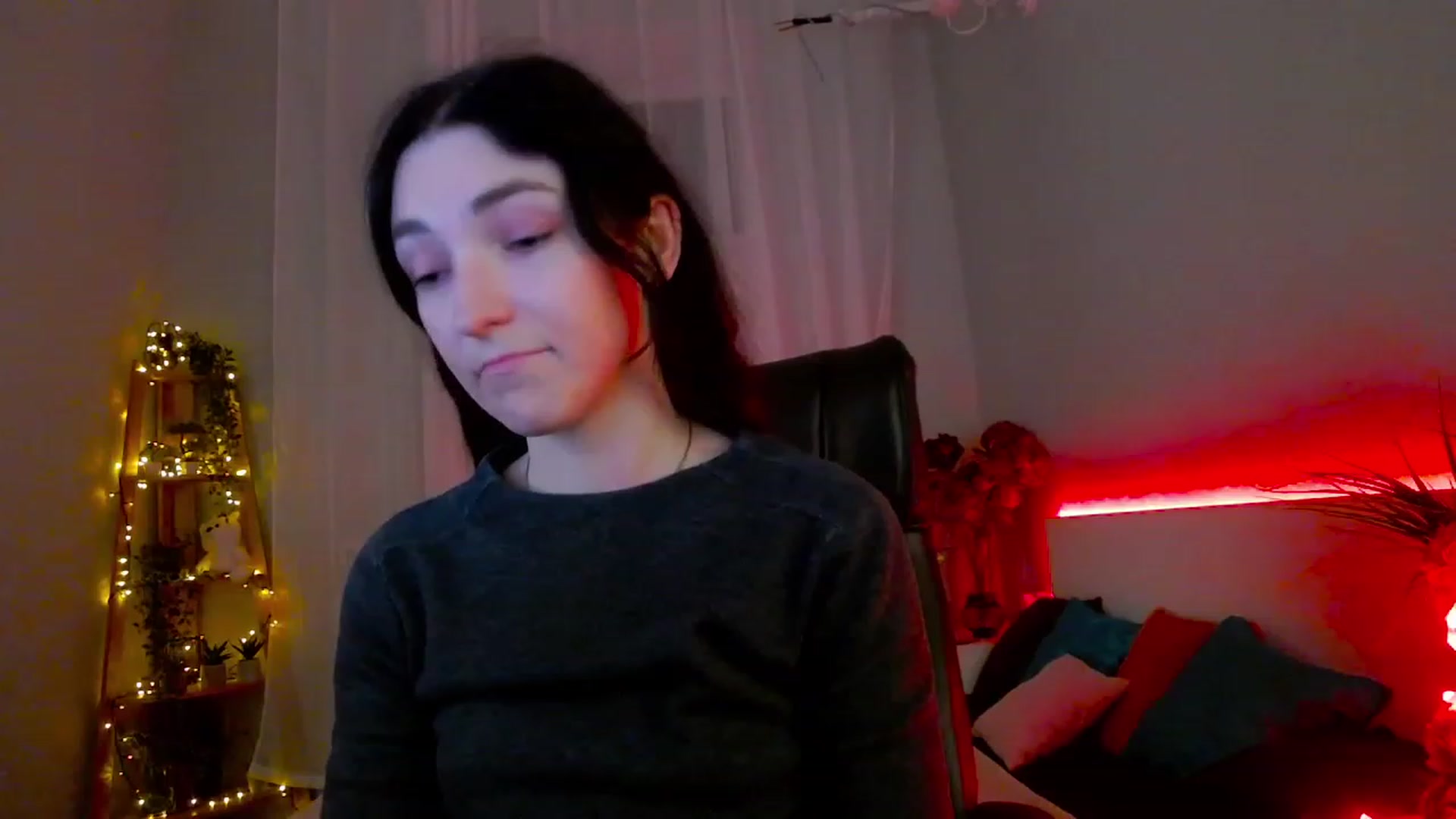 Gallery image thumbnail from KattySteal's myfreecams stream on, 02/04/2023, 11:14 image 2 of 20