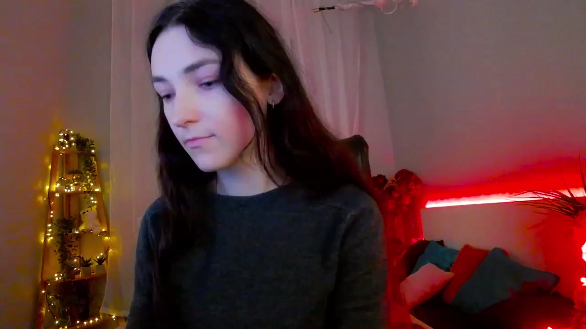 Gallery image thumbnail from KattySteal's myfreecams stream on, 02/04/2023, 11:14 image 10 of 20