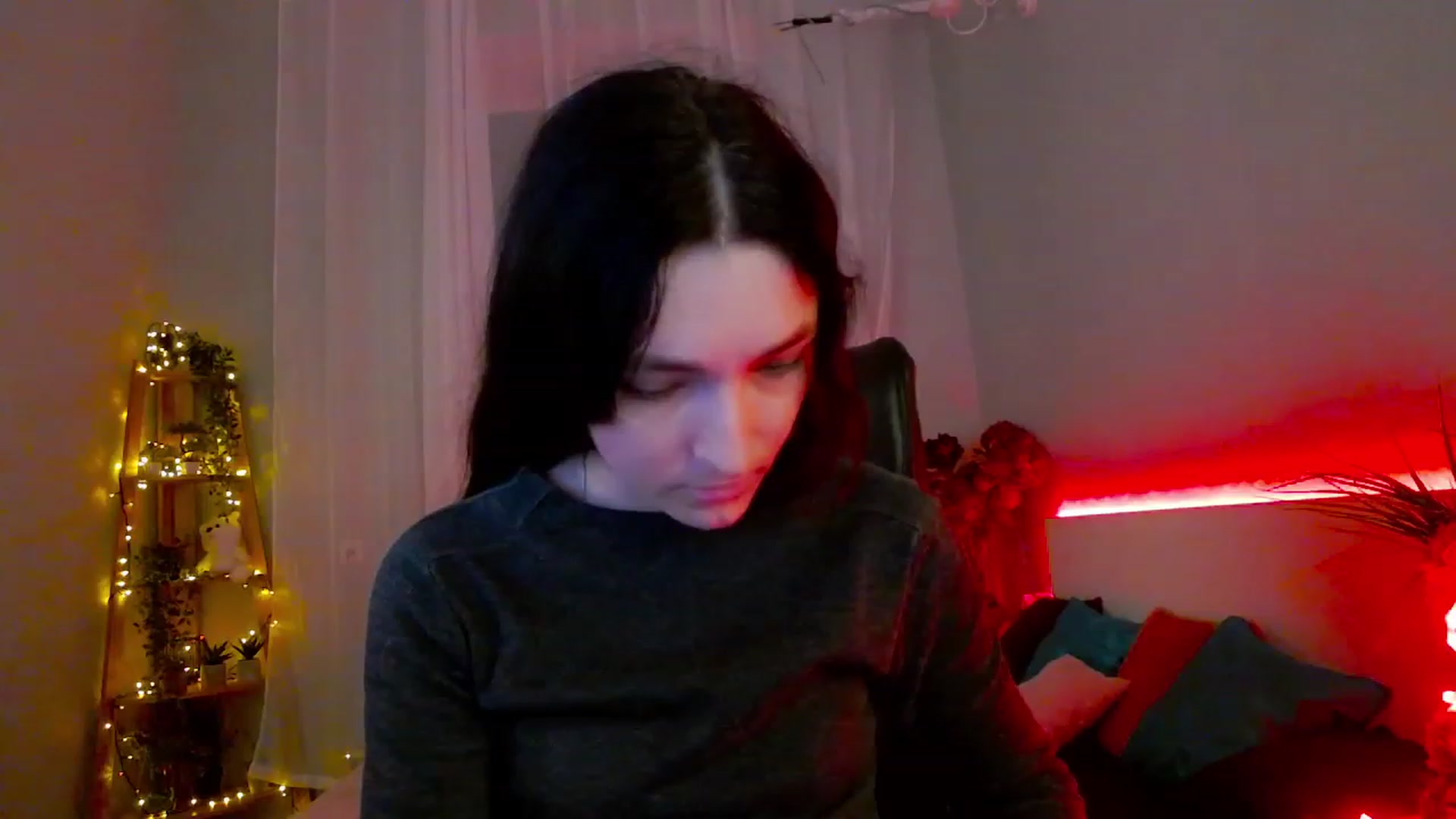 Gallery image thumbnail from KattySteal's myfreecams stream on, 02/04/2023, 11:14 image 3 of 20