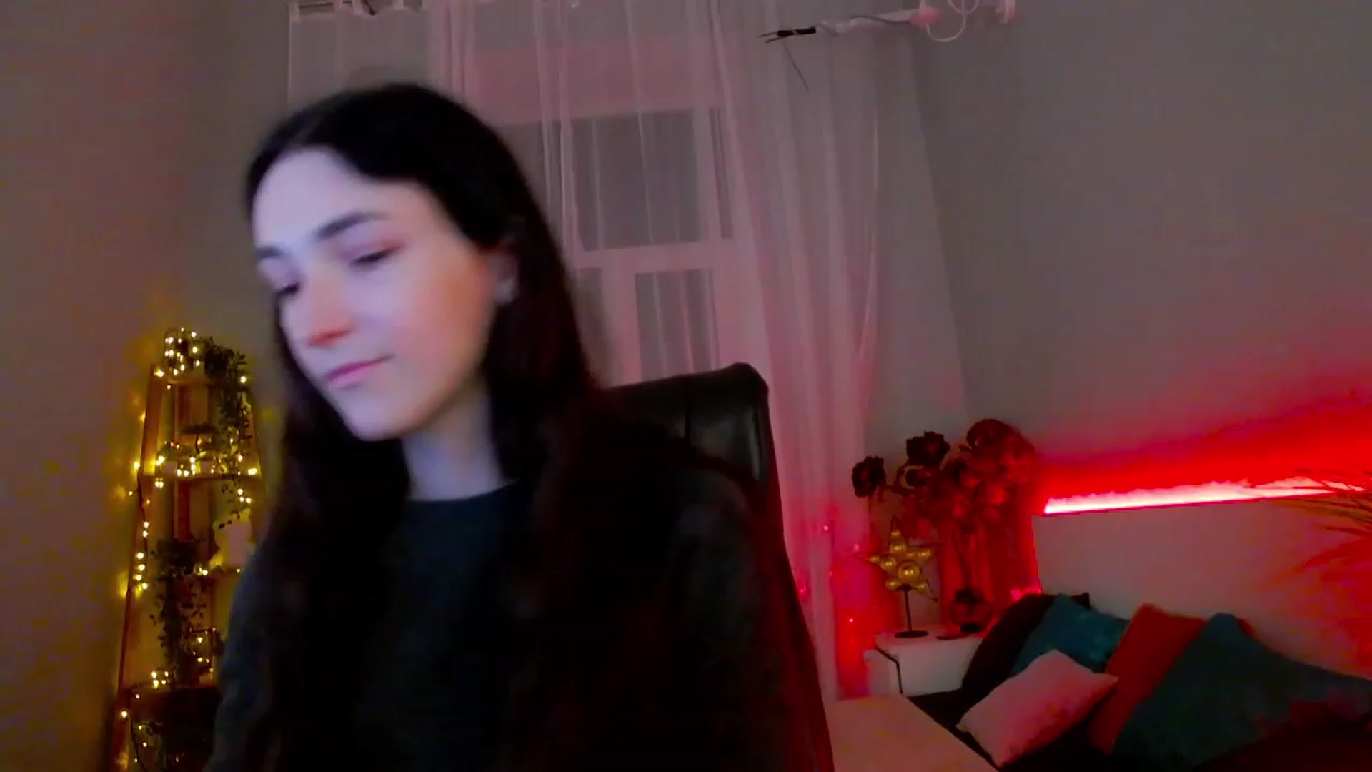 Gallery image thumbnail from KattySteal's myfreecams stream on, 02/04/2023, 12:30 image 8 of 20