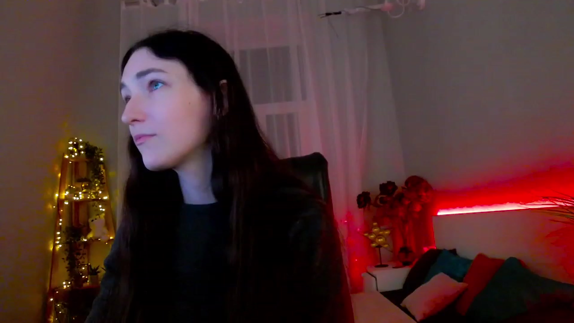 Gallery image thumbnail from KattySteal's myfreecams stream on, 02/04/2023, 12:30 image 16 of 20