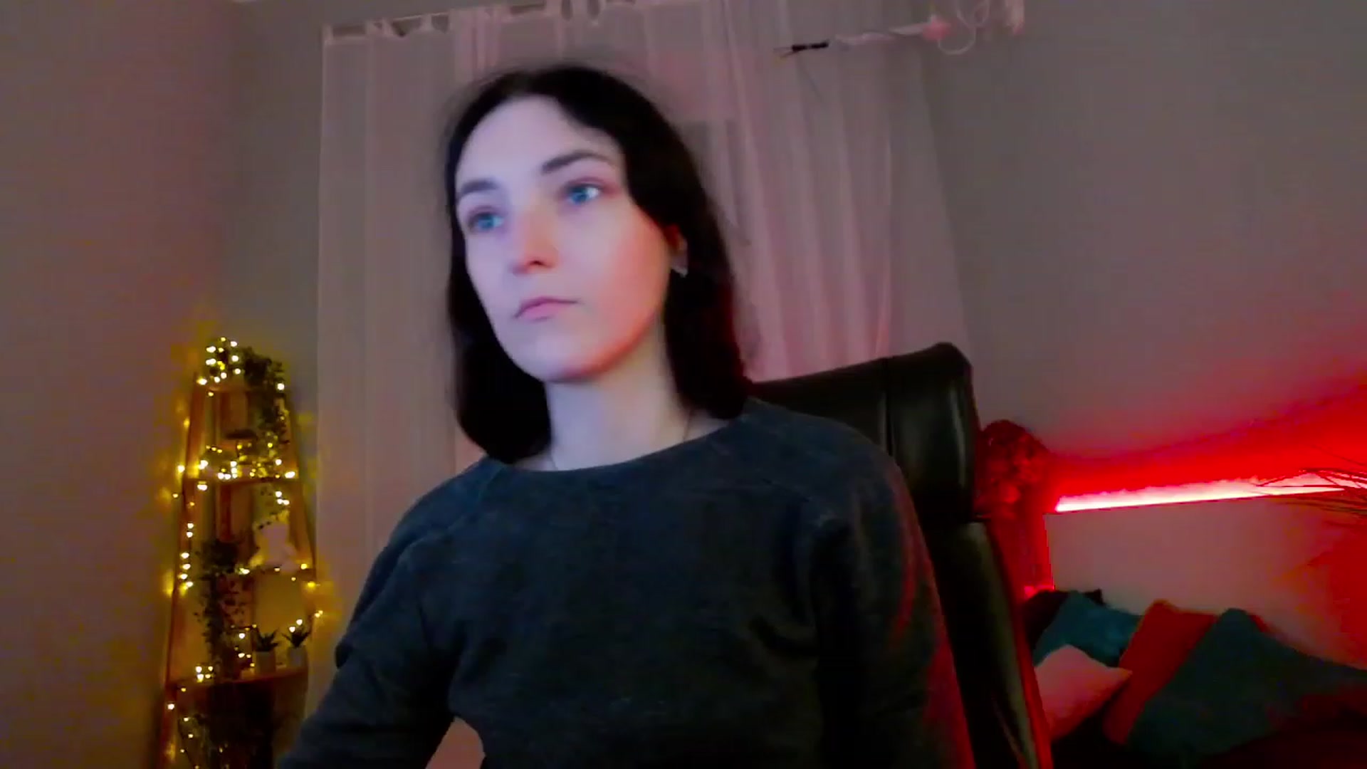 Gallery image thumbnail from KattySteal's myfreecams stream on, 02/04/2023, 13:12 image 11 of 20