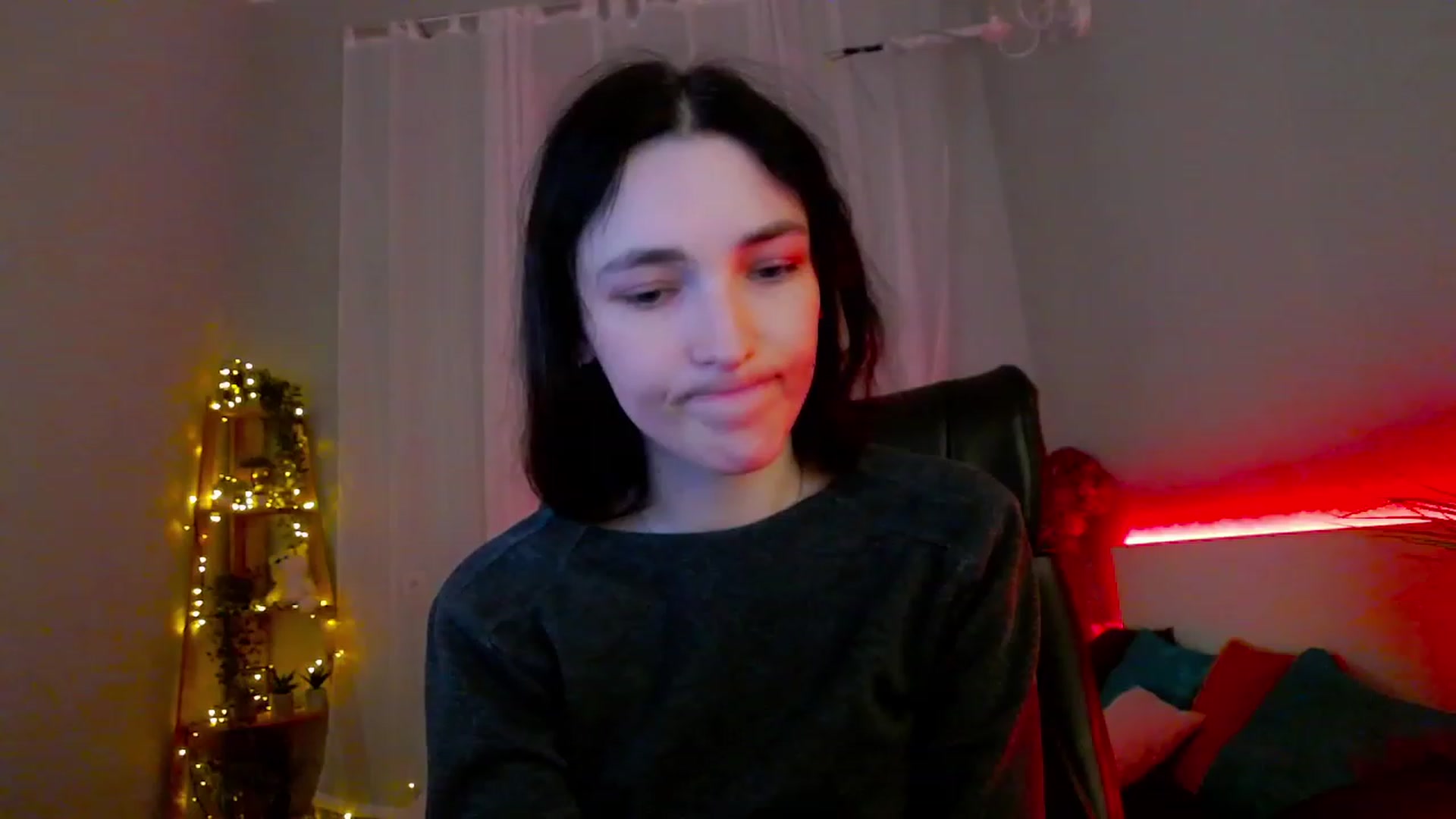 Gallery image thumbnail from KattySteal's myfreecams stream on, 02/04/2023, 13:12 image 13 of 20
