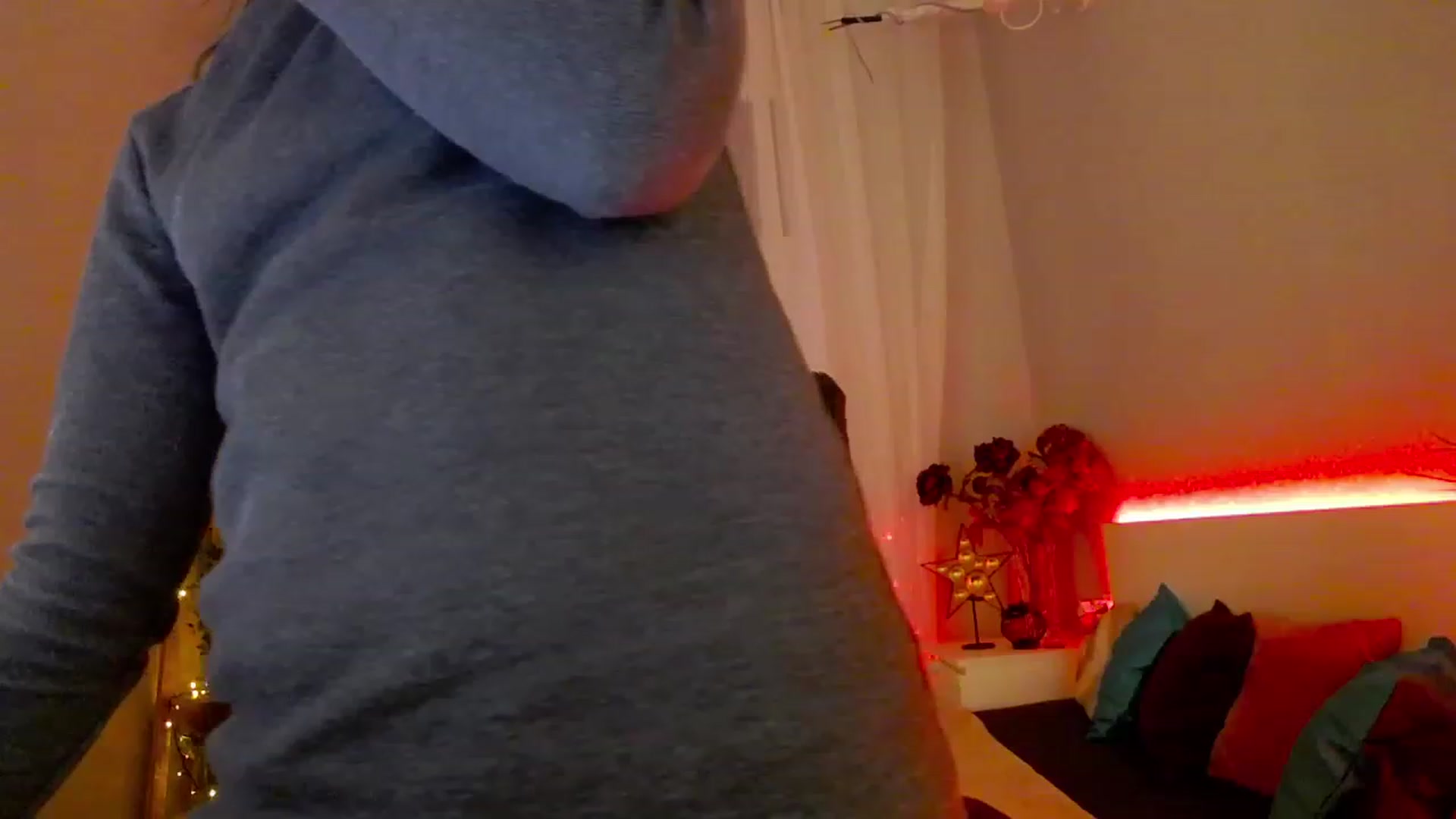 Gallery image thumbnail from KattySteal's myfreecams stream on, 02/06/2023, 08:59 image 14 of 20