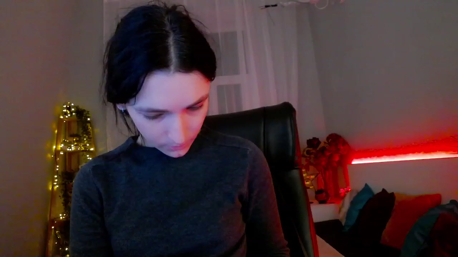 Gallery image thumbnail from KattySteal's myfreecams stream on, 02/06/2023, 08:59 image 19 of 20