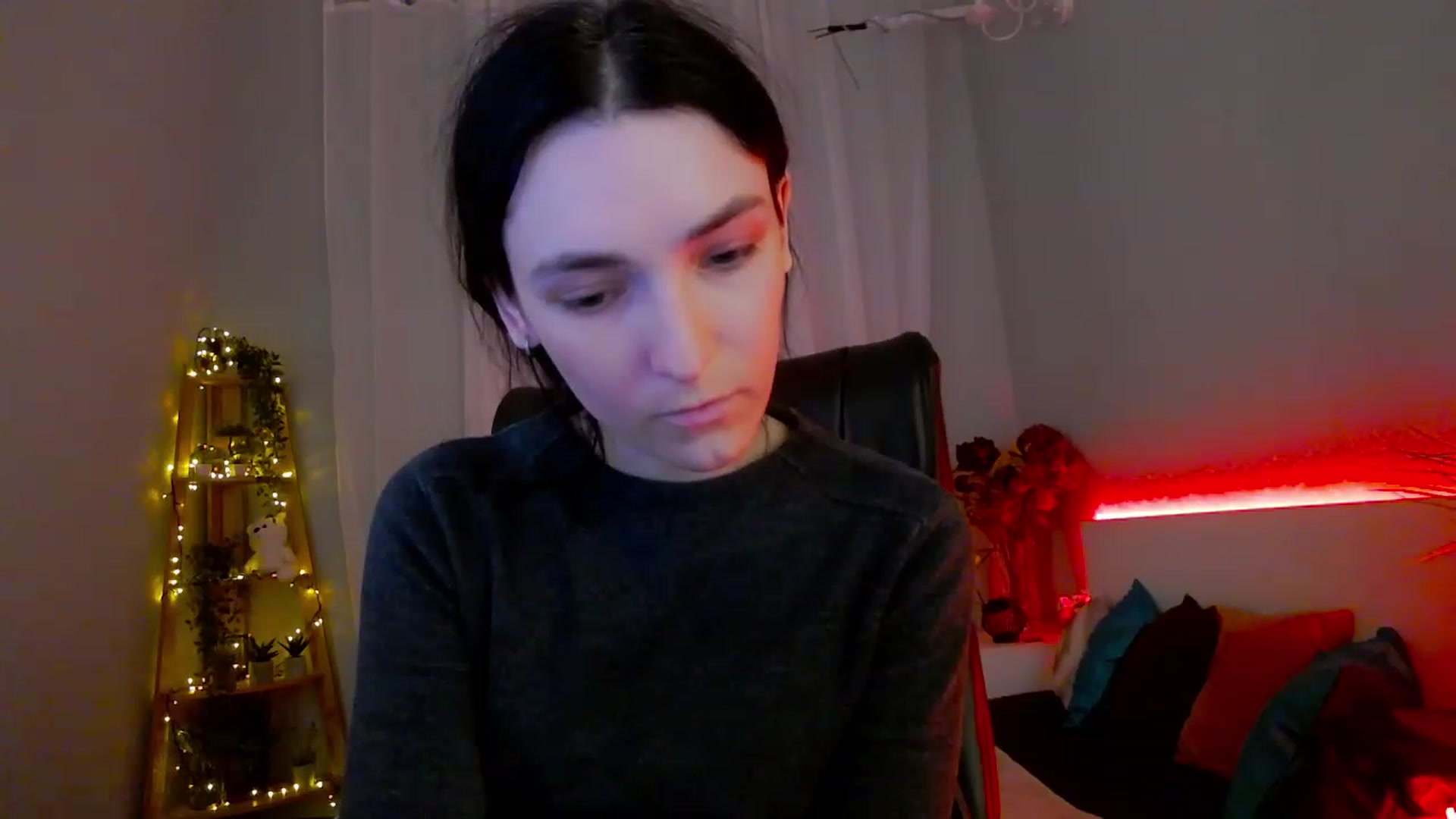Gallery image thumbnail from KattySteal's myfreecams stream on, 02/06/2023, 09:49 image 14 of 20