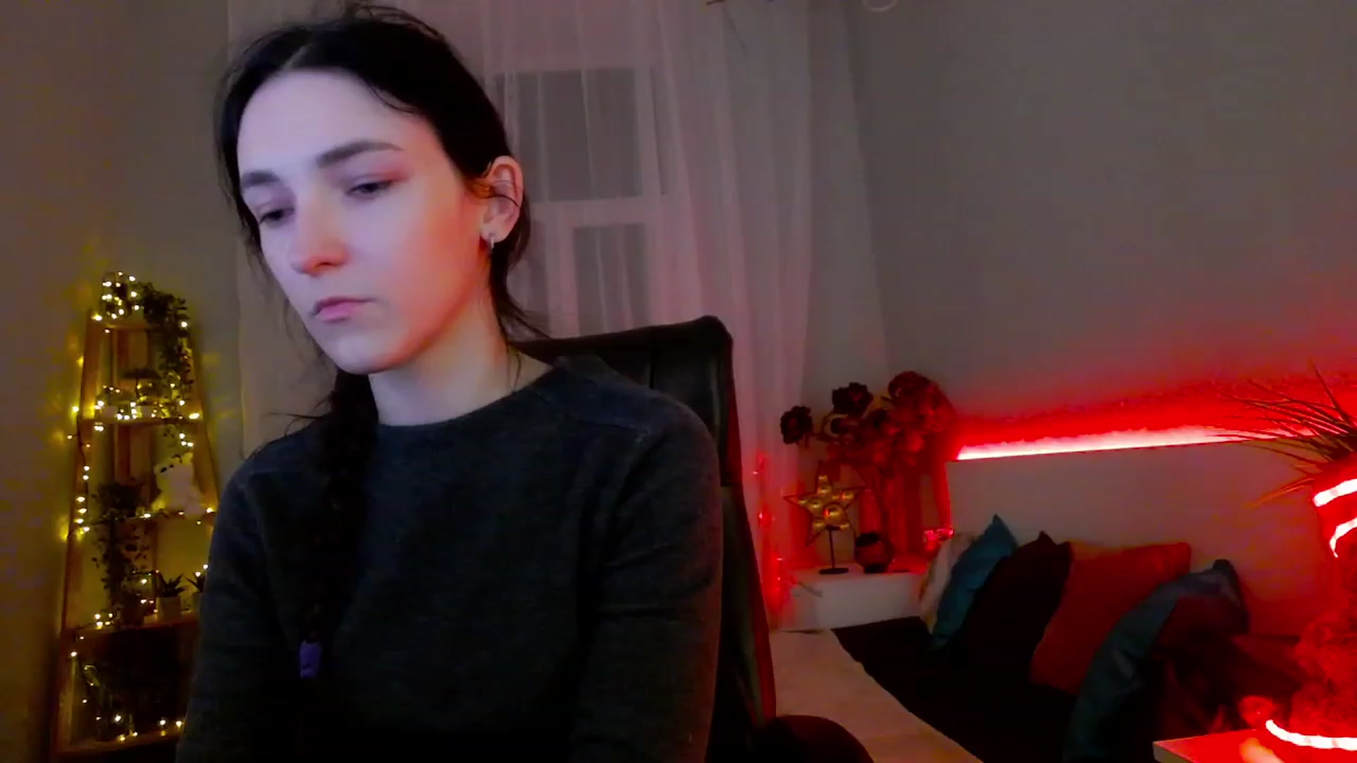 Gallery image thumbnail from KattySteal's myfreecams stream on, 02/06/2023, 12:33 image 6 of 20
