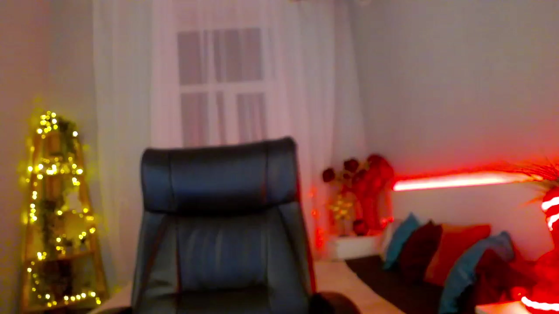 Gallery image thumbnail from KattySteal's myfreecams stream on, 02/06/2023, 12:33 image 12 of 20